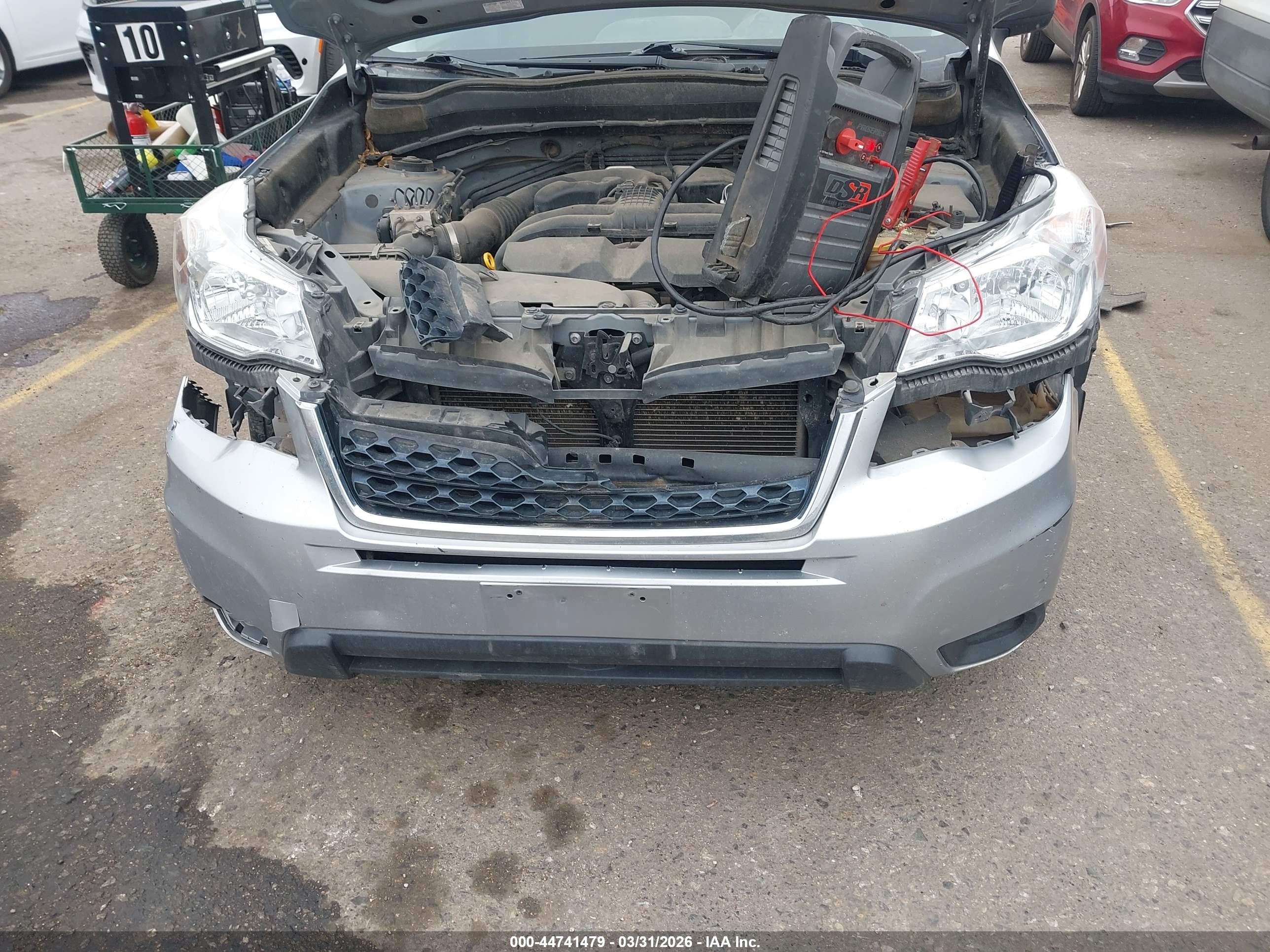SUBARU FORESTER image 6