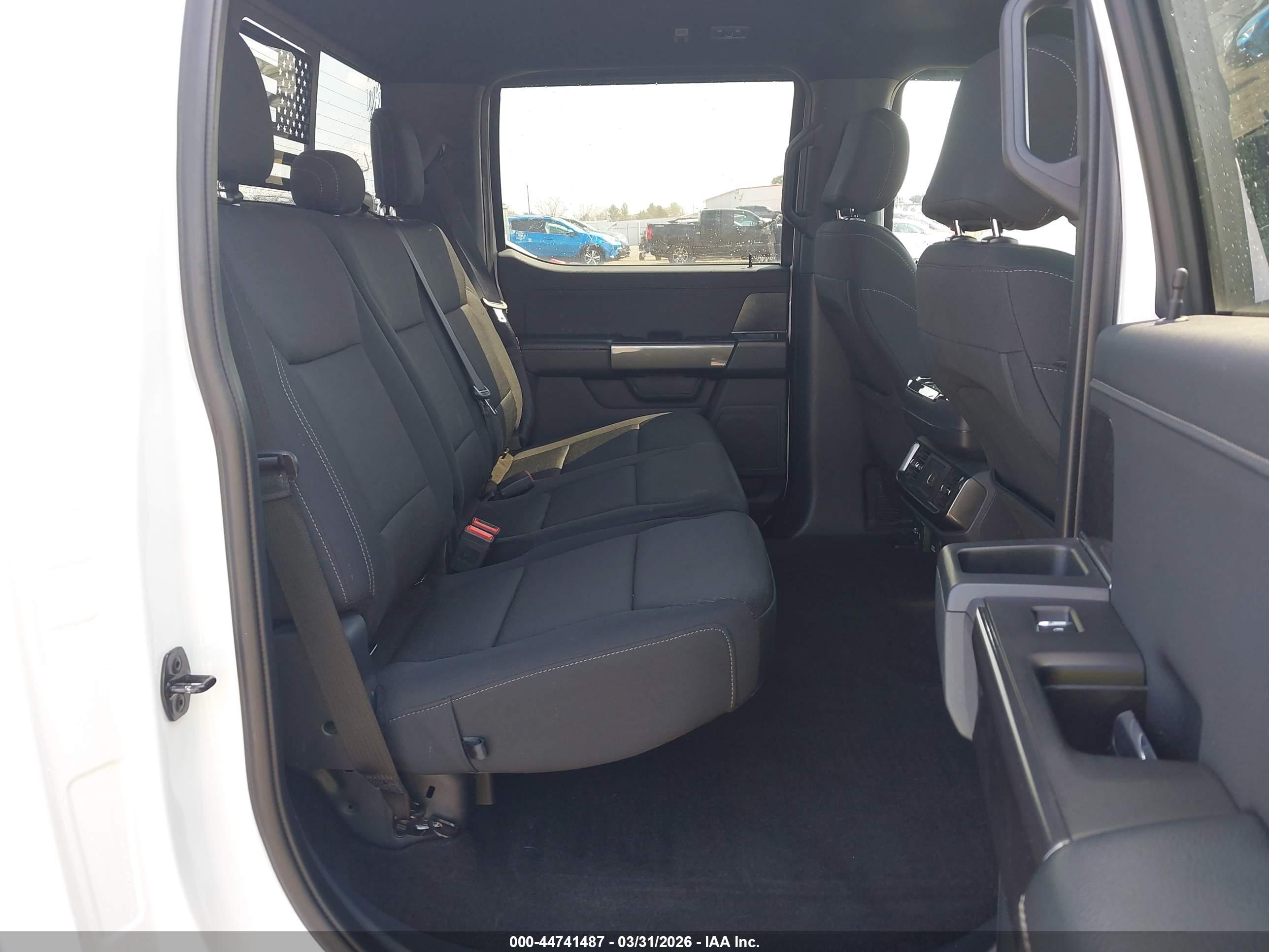 FORD F-150 image 8