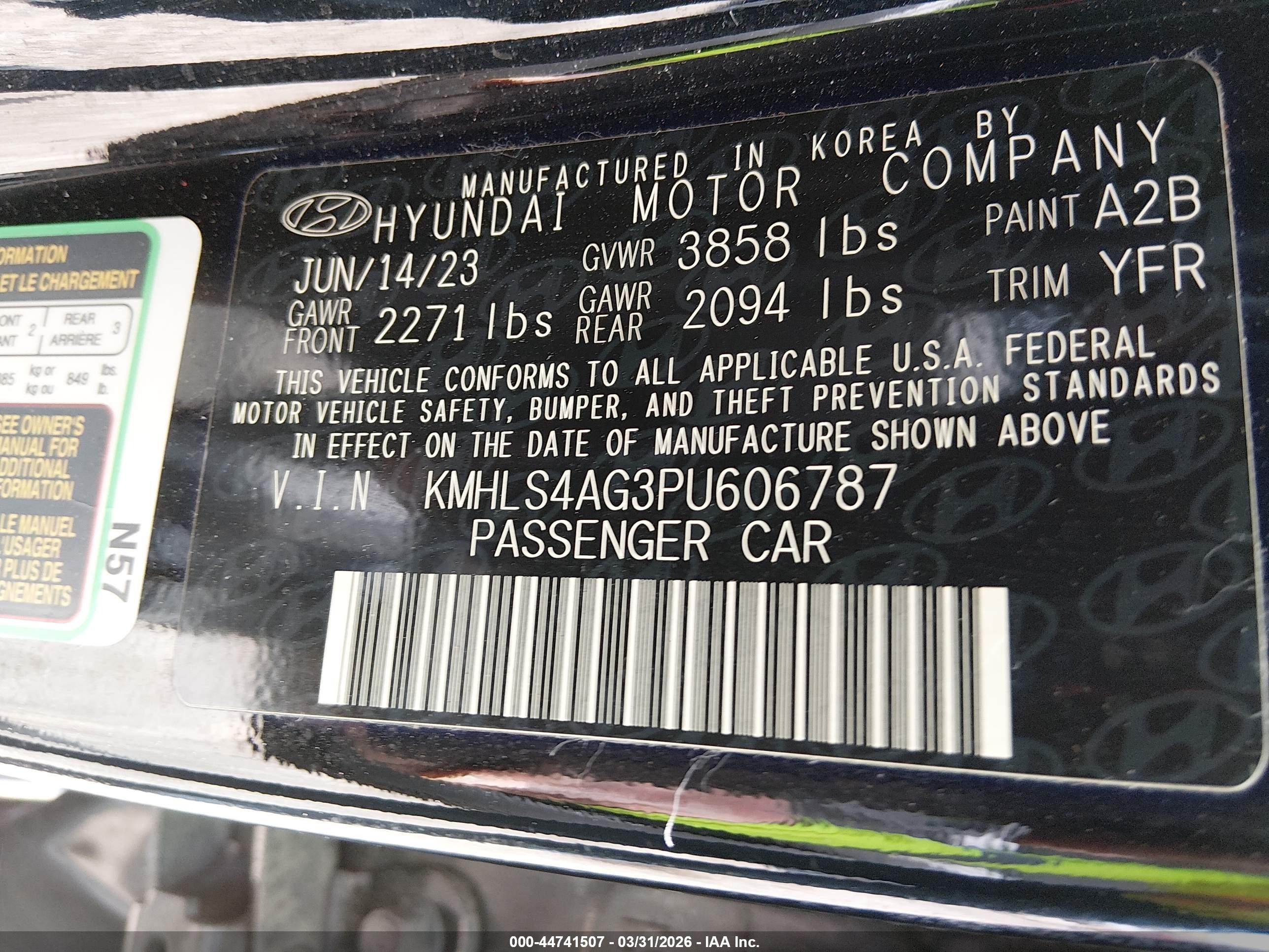 HYUNDAI ELANTRA image 9