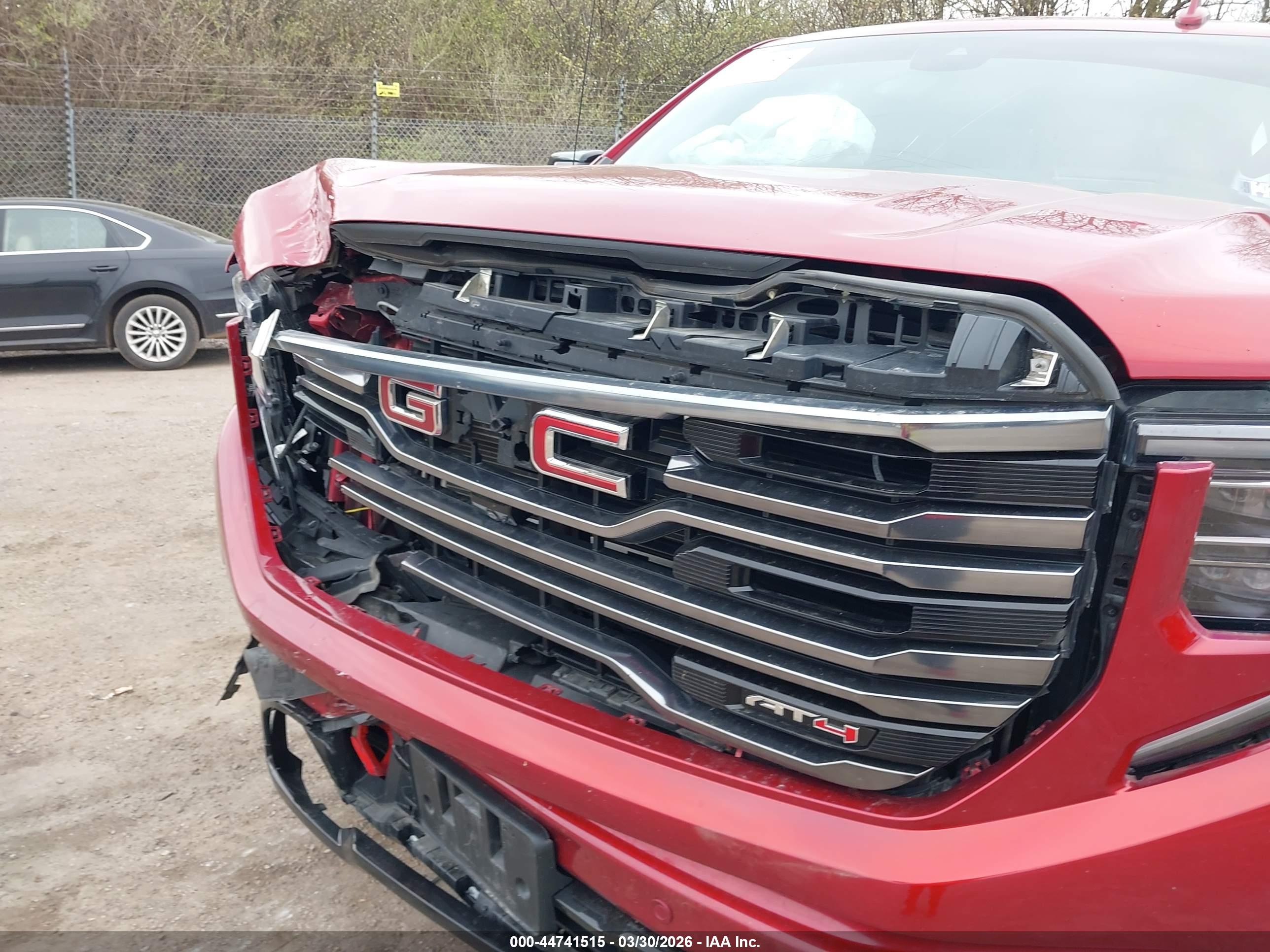 GMC SIERRA image 6