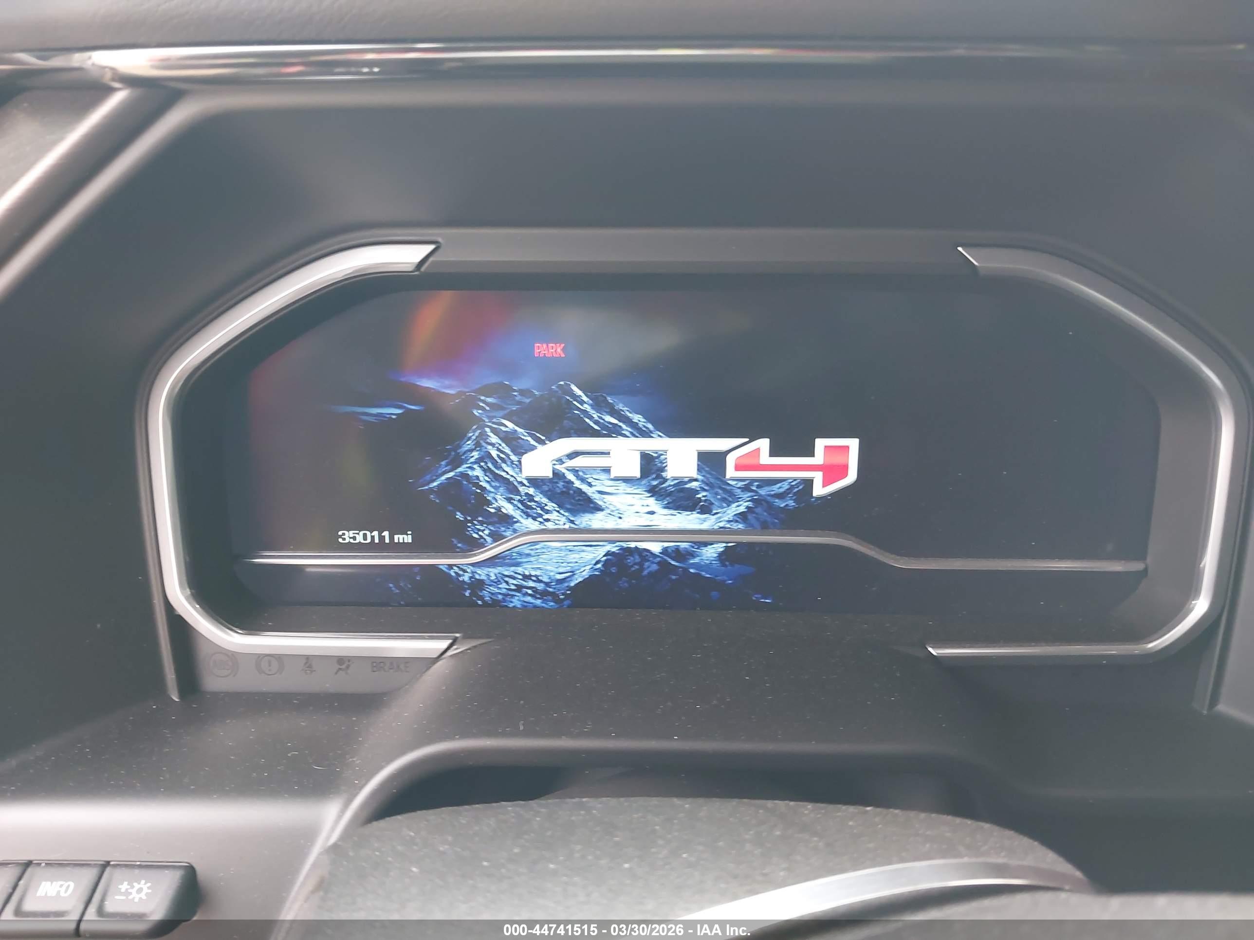 GMC SIERRA image 7