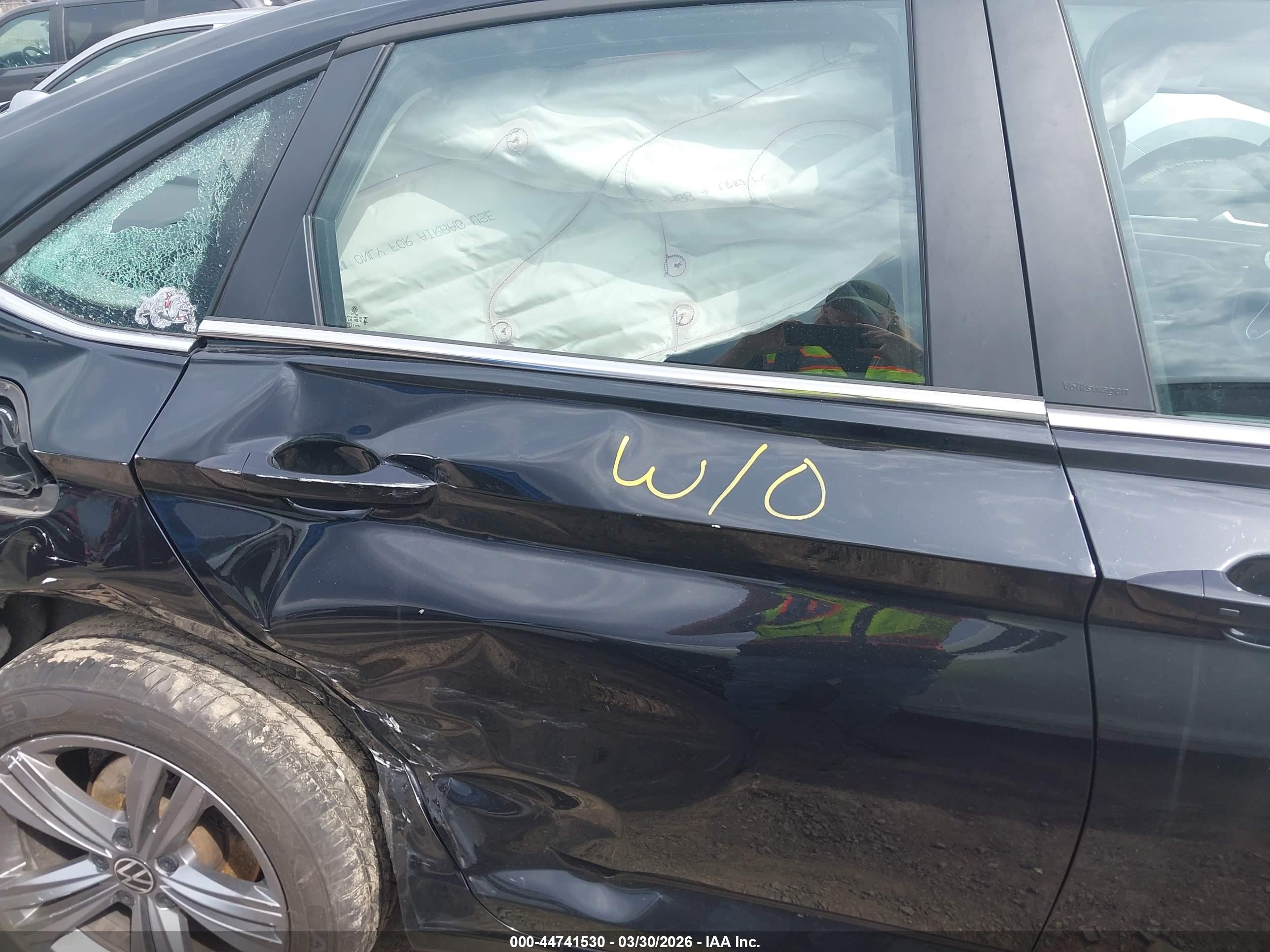 VOLKSWAGEN JETTA image 8
