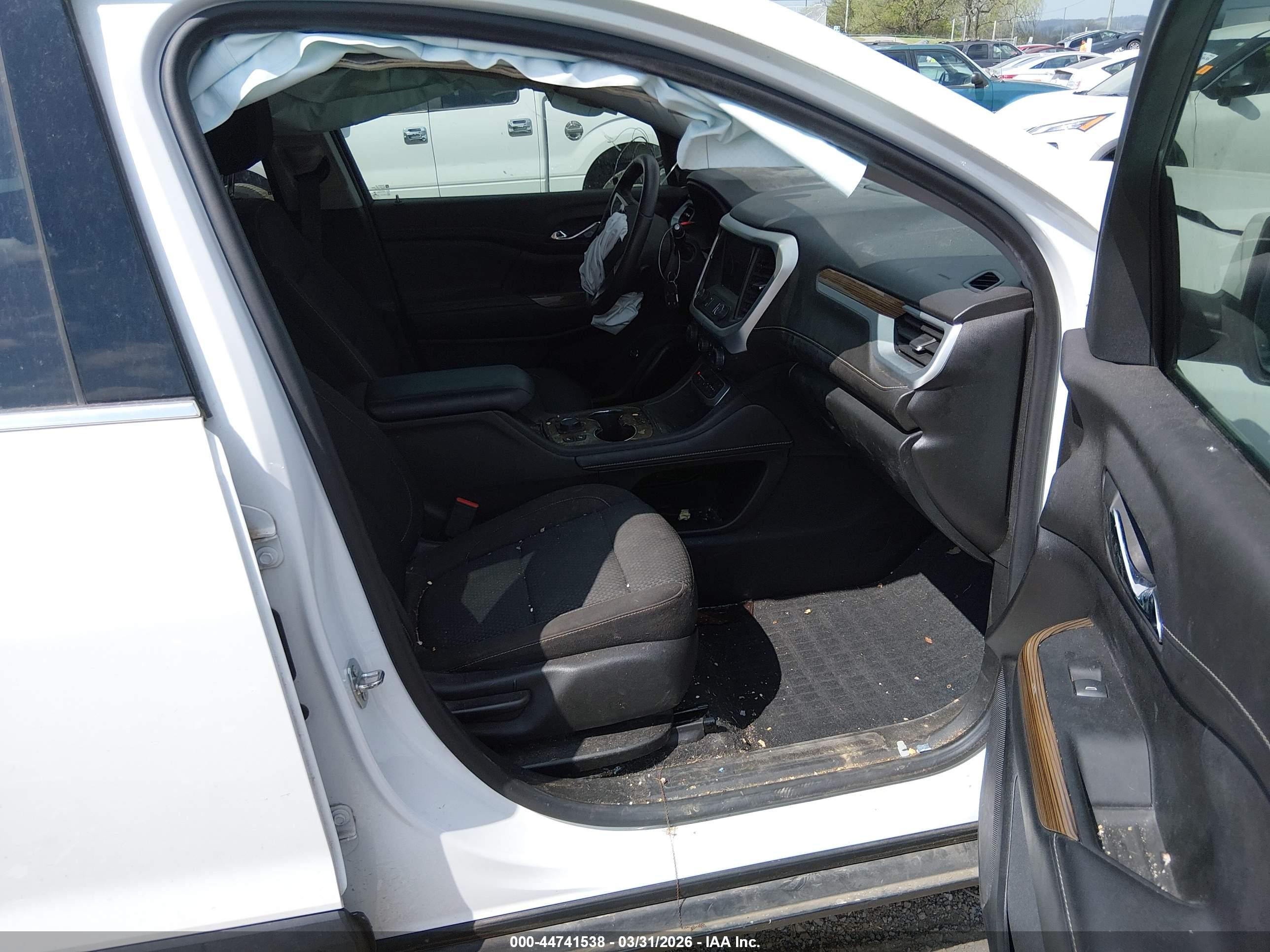 GMC ACADIA image 5
