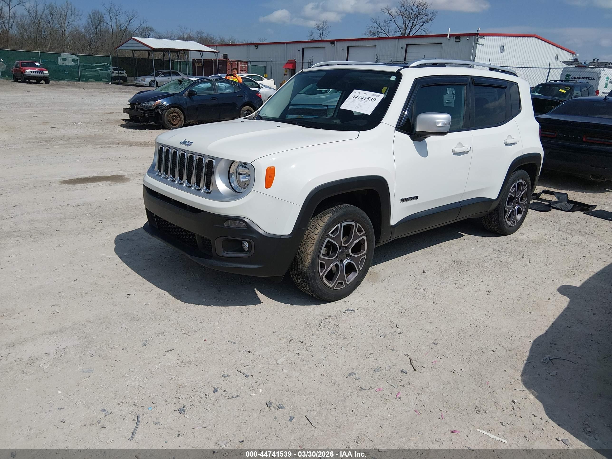 JEEP RENEGADE image 2