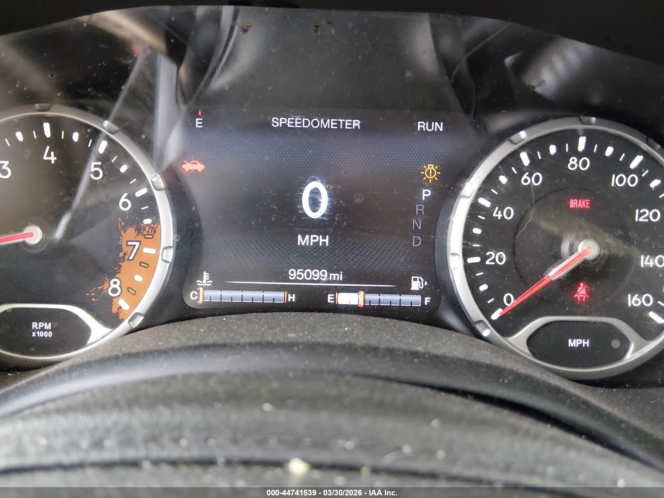 JEEP RENEGADE image 7