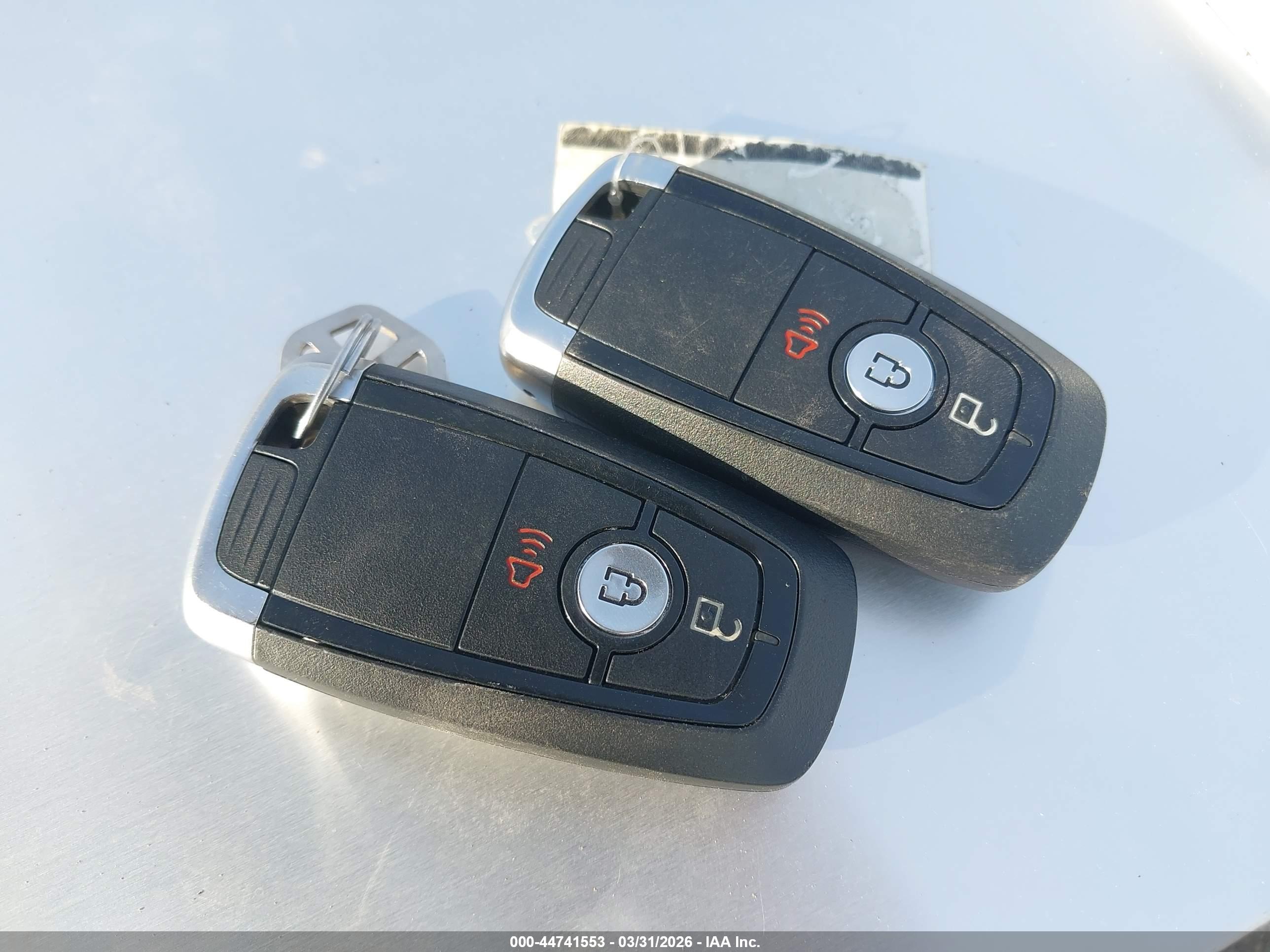 FORD ESCAPE image 11