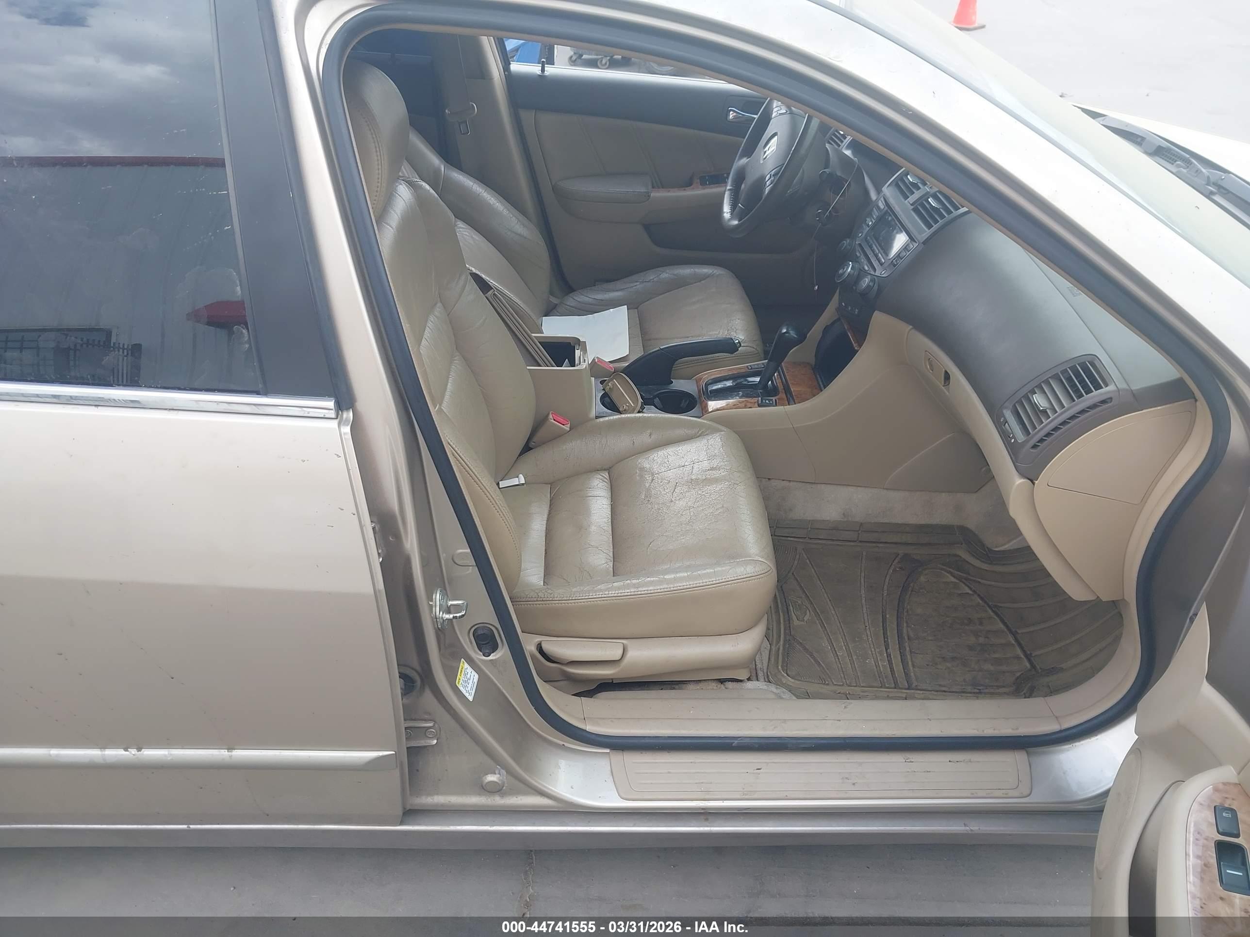 HONDA ACCORD image 5