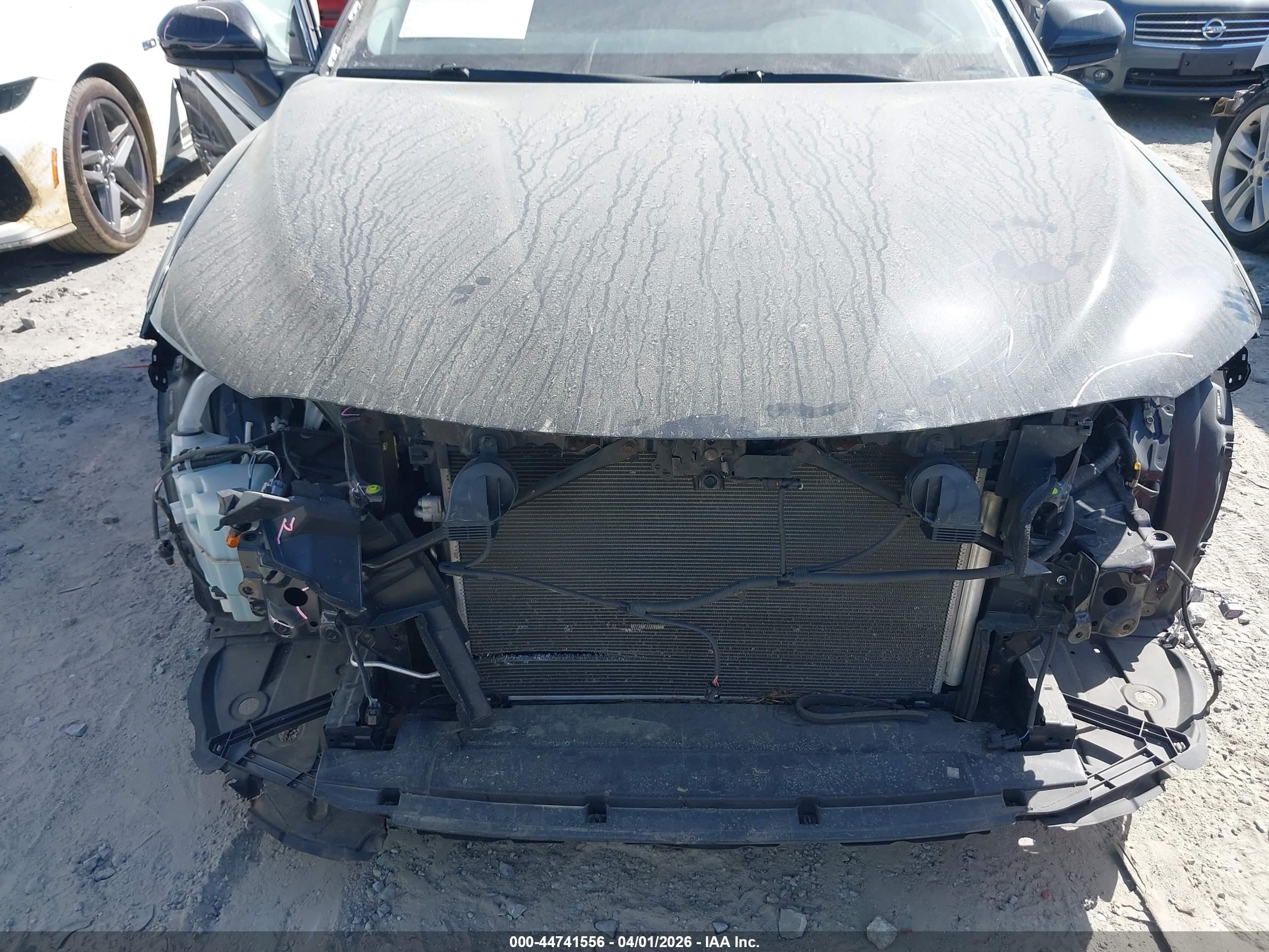 TOYOTA CAMRY image 6