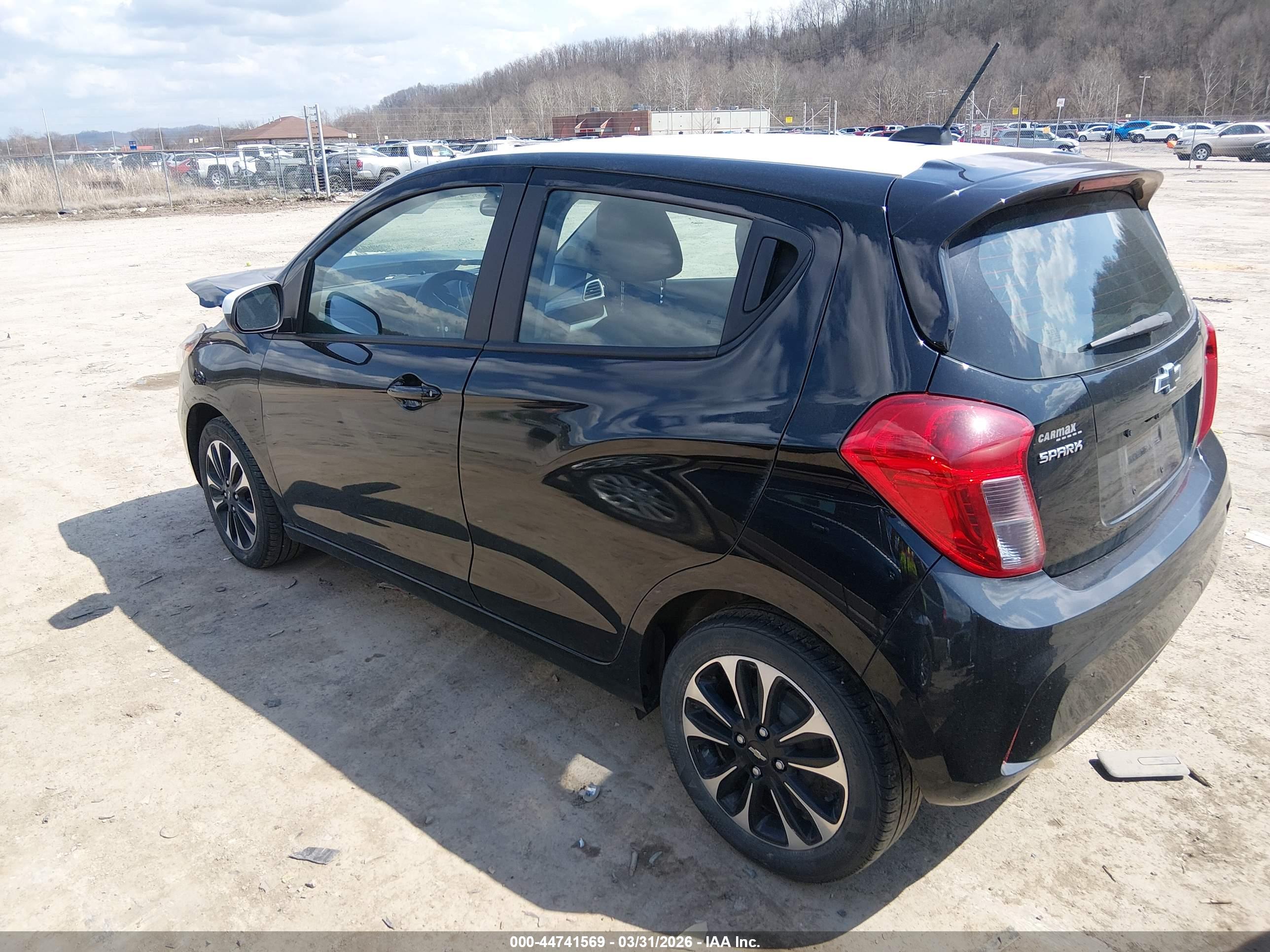CHEVROLET SPARK image 3