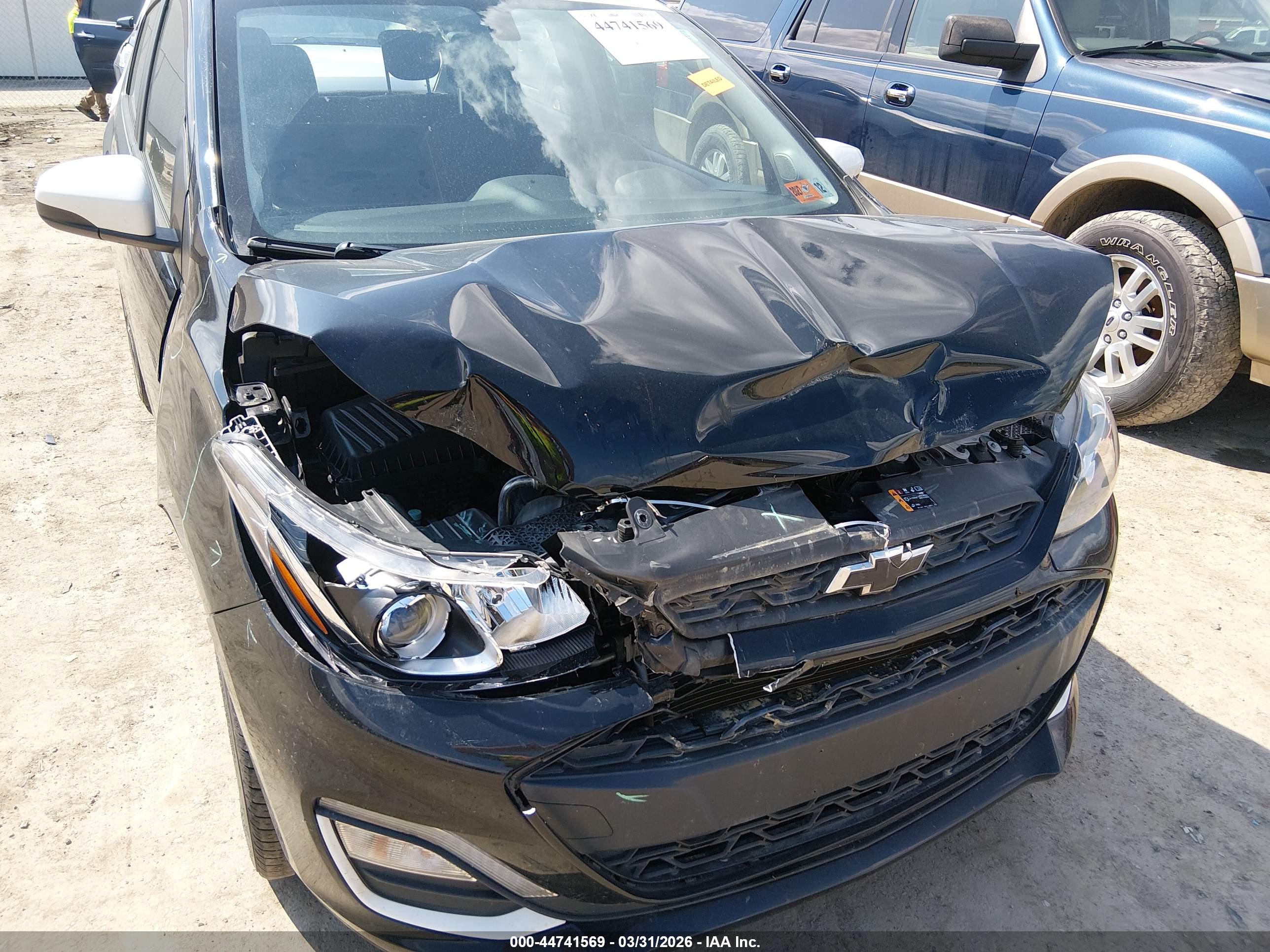CHEVROLET SPARK image 6