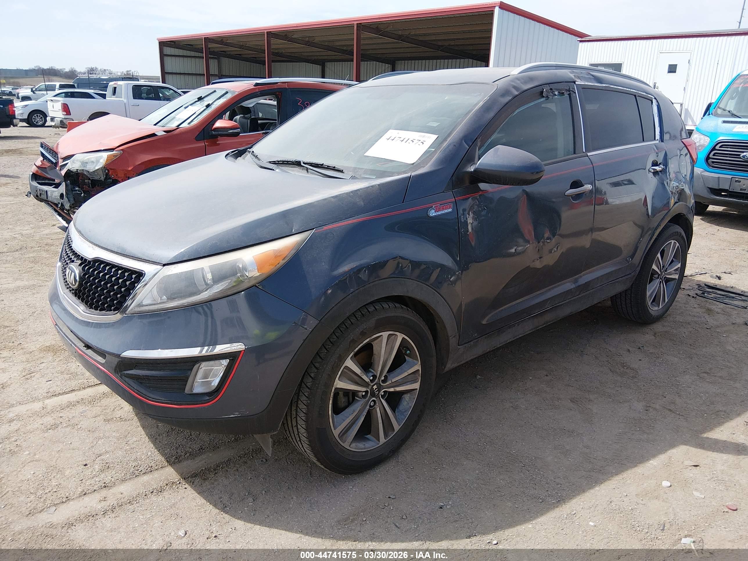 KIA SPORTAGE image 2