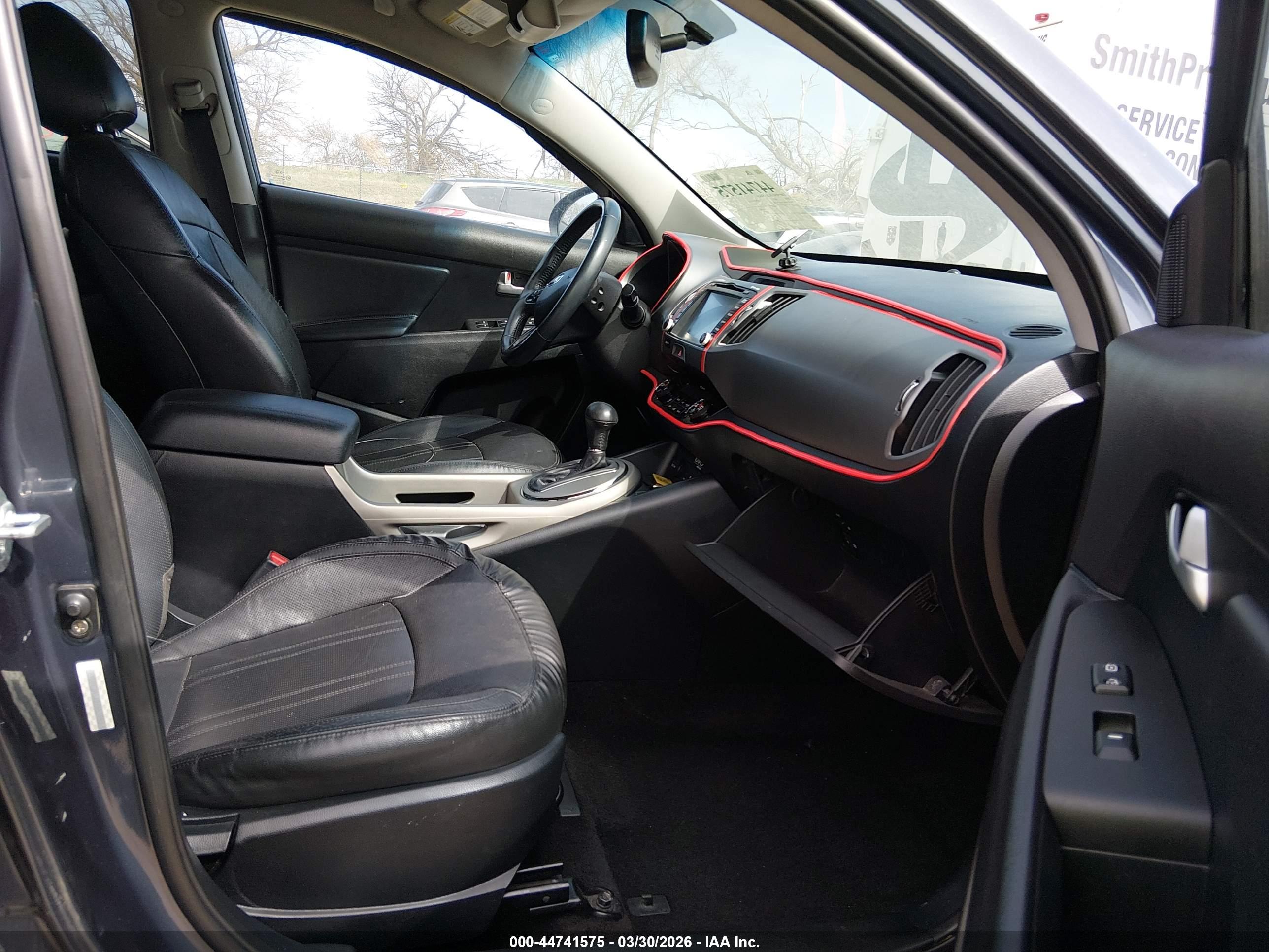 KIA SPORTAGE image 5
