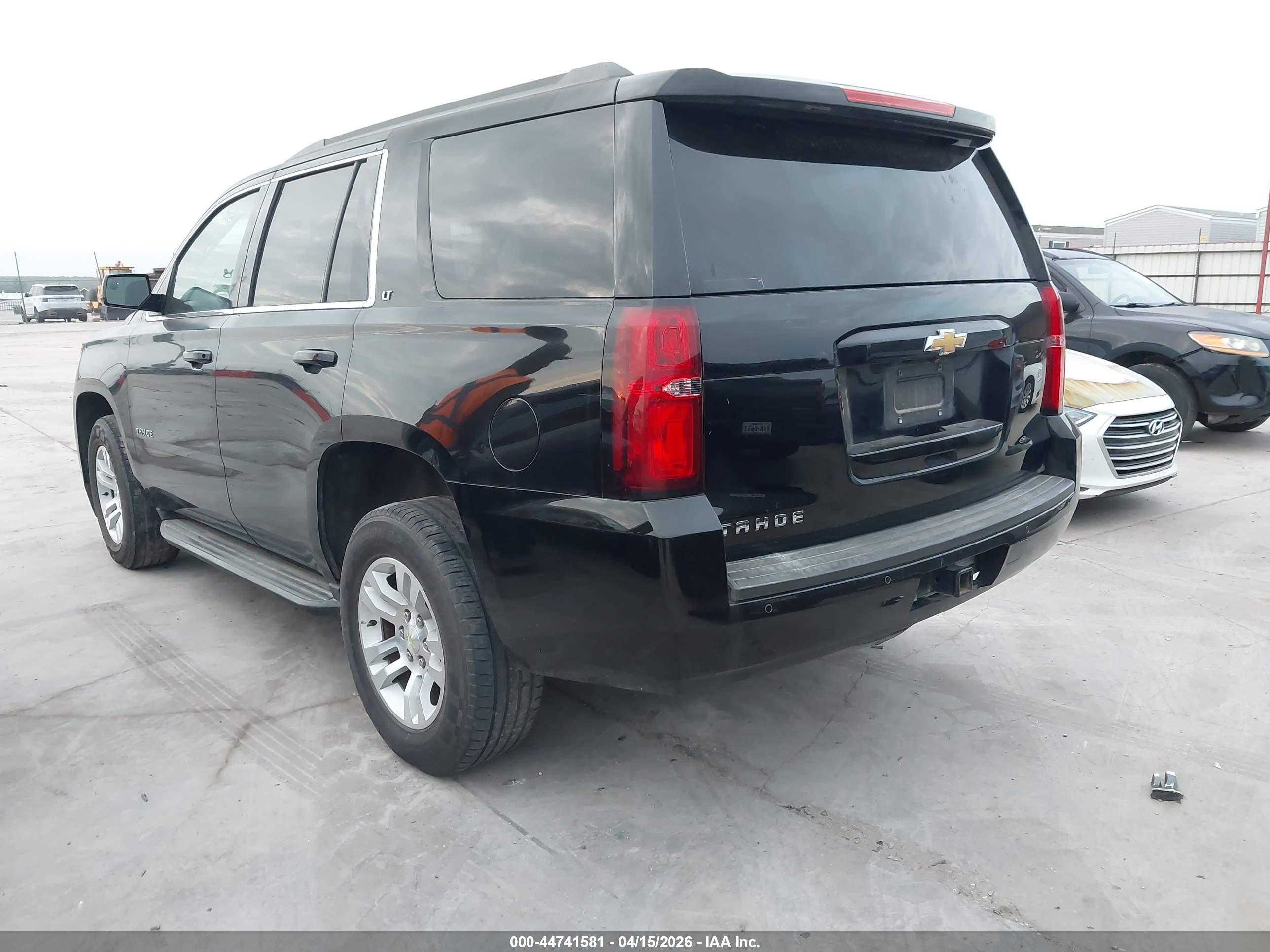 CHEVROLET TAHOE image 3