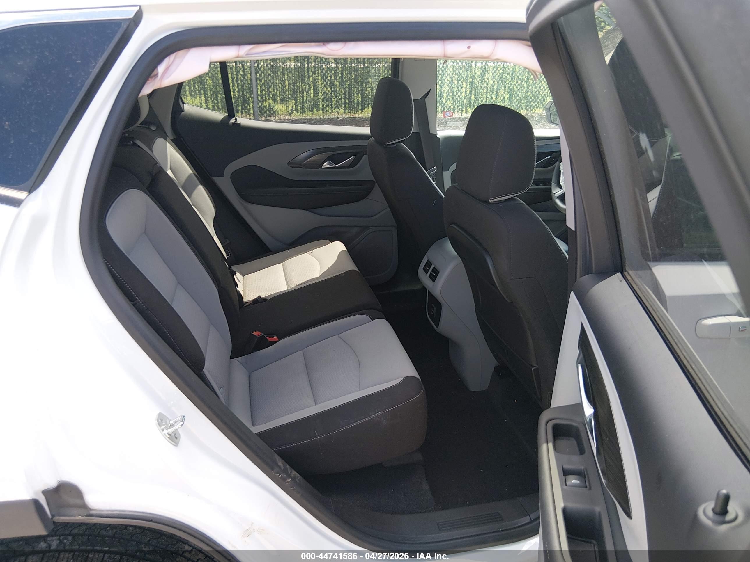 GMC TERRAIN image 8