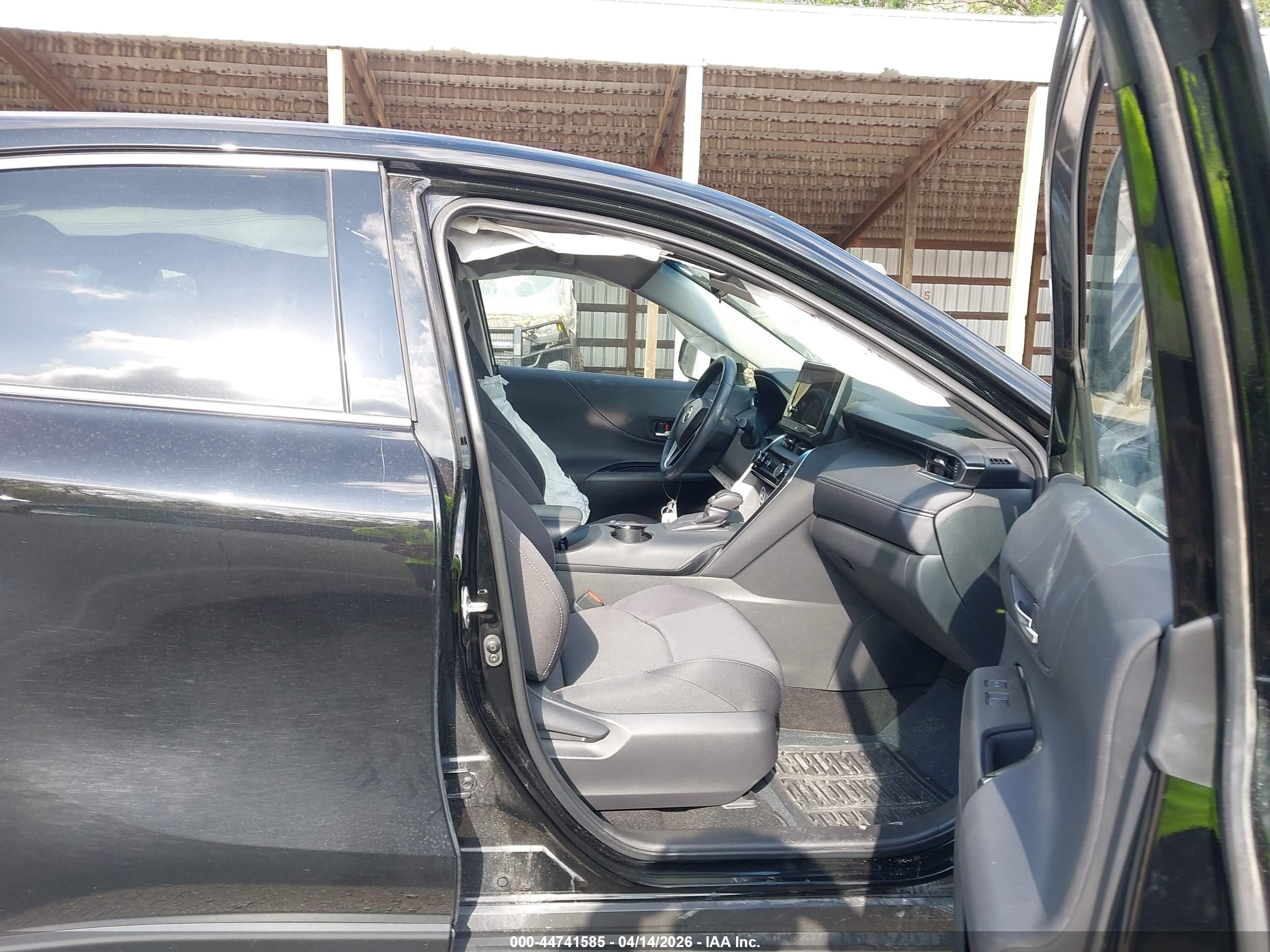 TOYOTA VENZA image 5