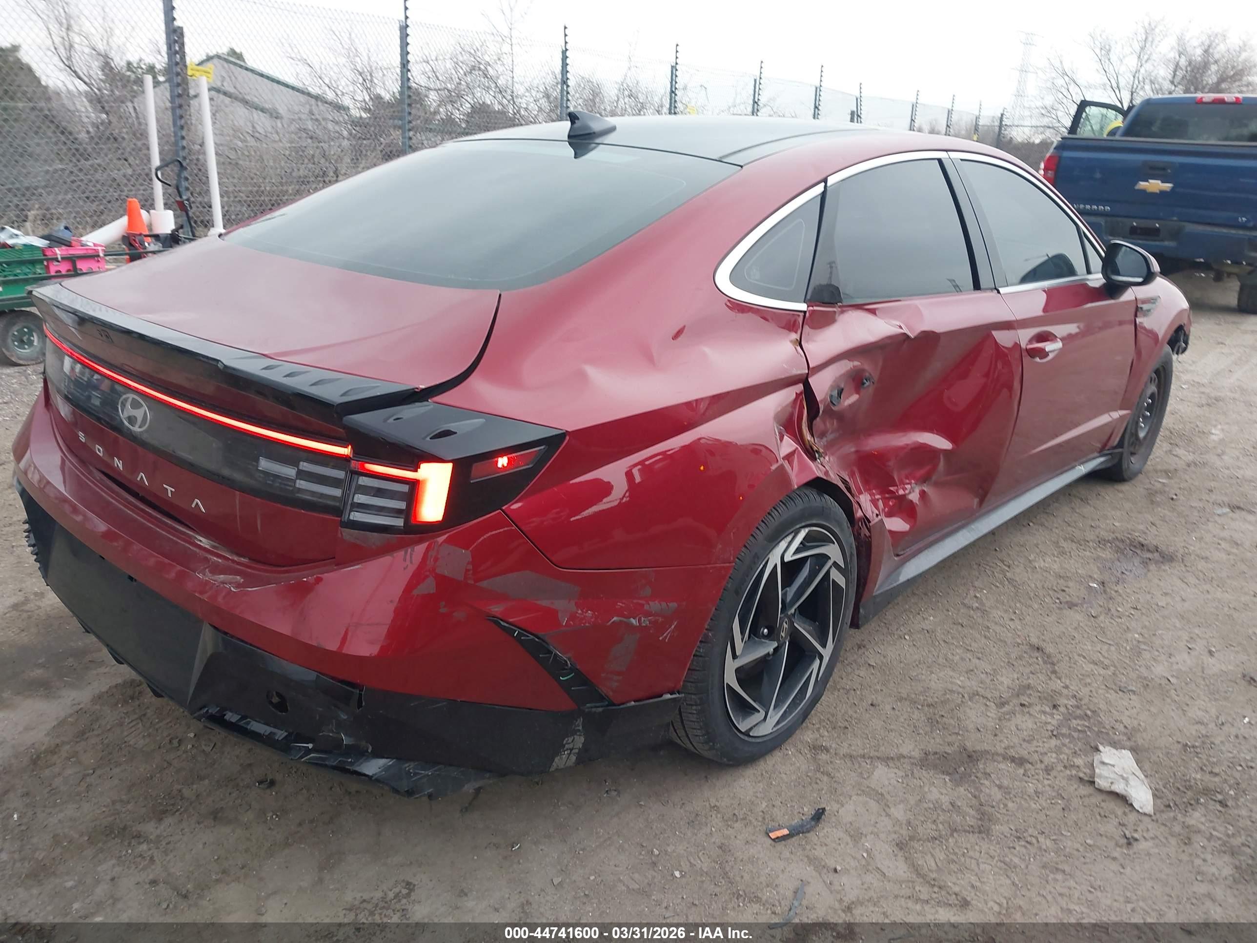 HYUNDAI SONATA image 4