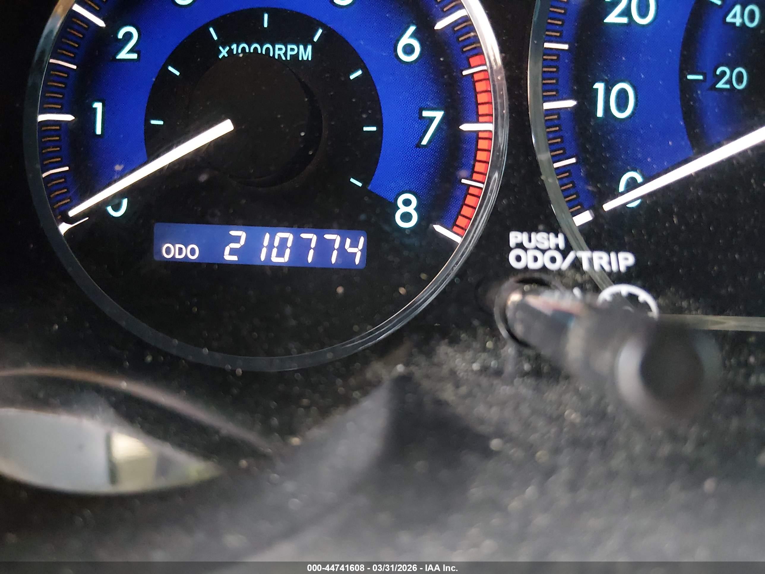 TOYOTA SIENNA image 7