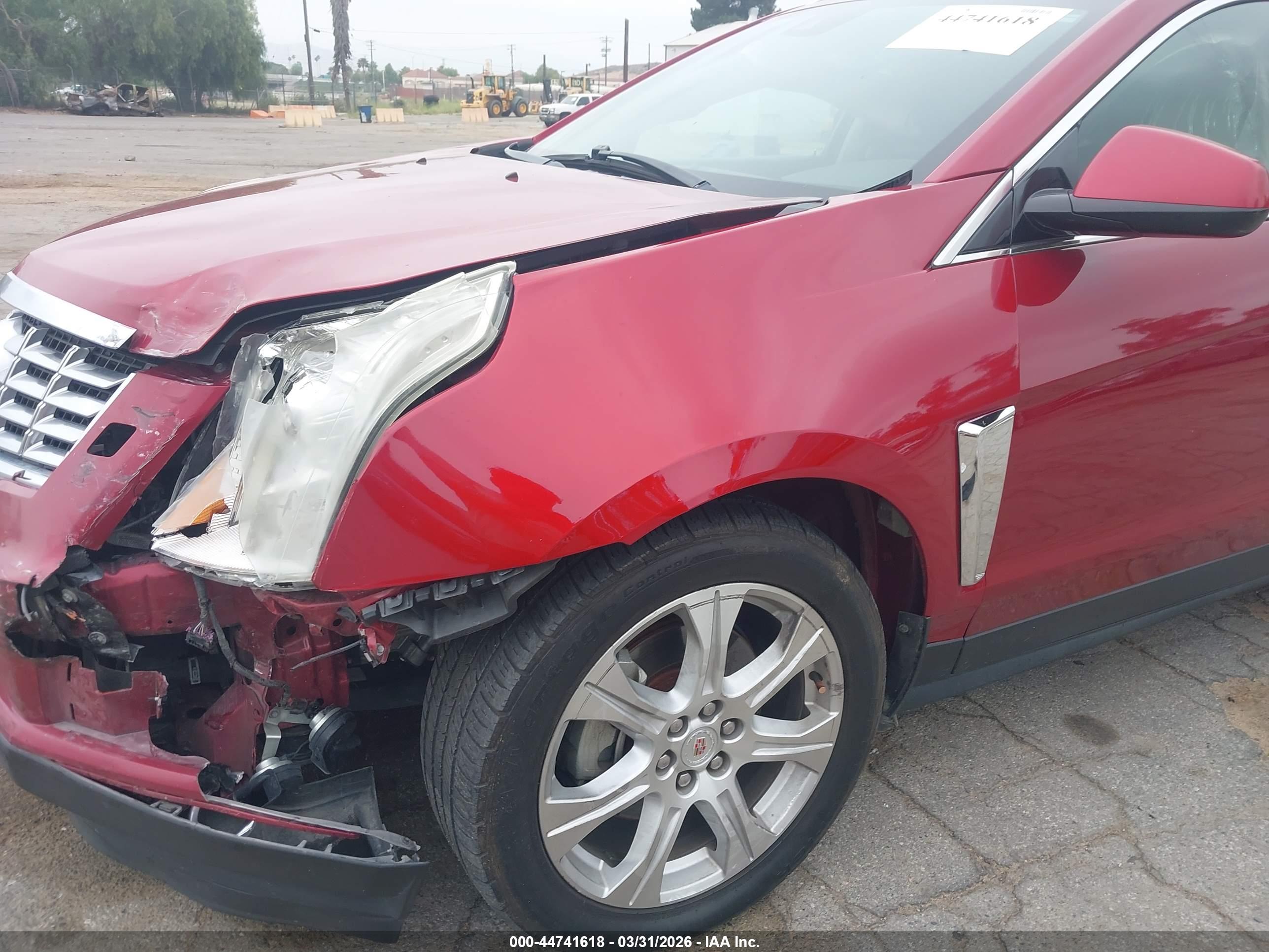 CADILLAC SRX image 6