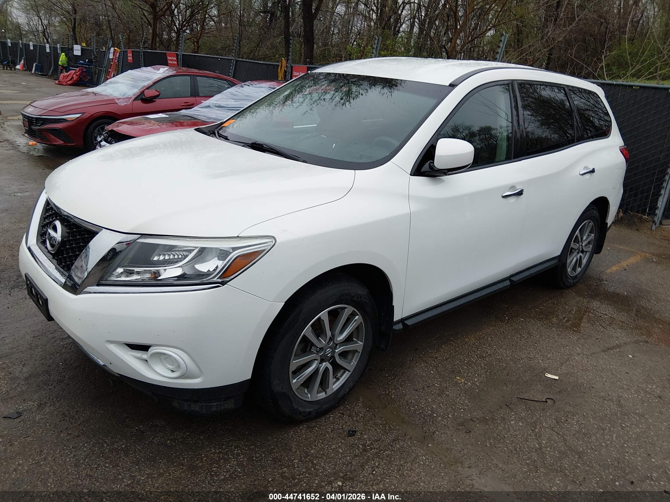 NISSAN PATHFINDER image 2