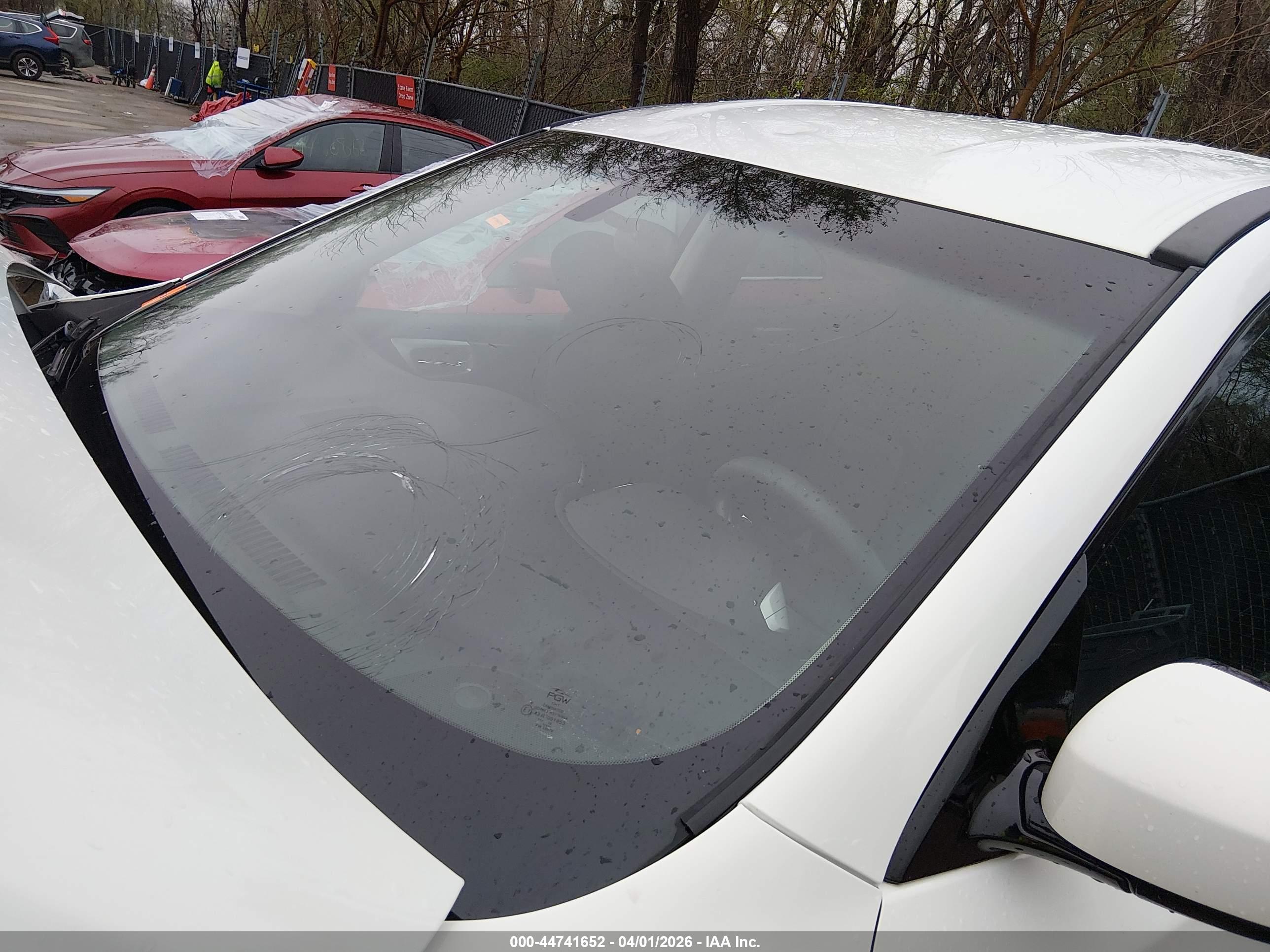 NISSAN PATHFINDER image 6