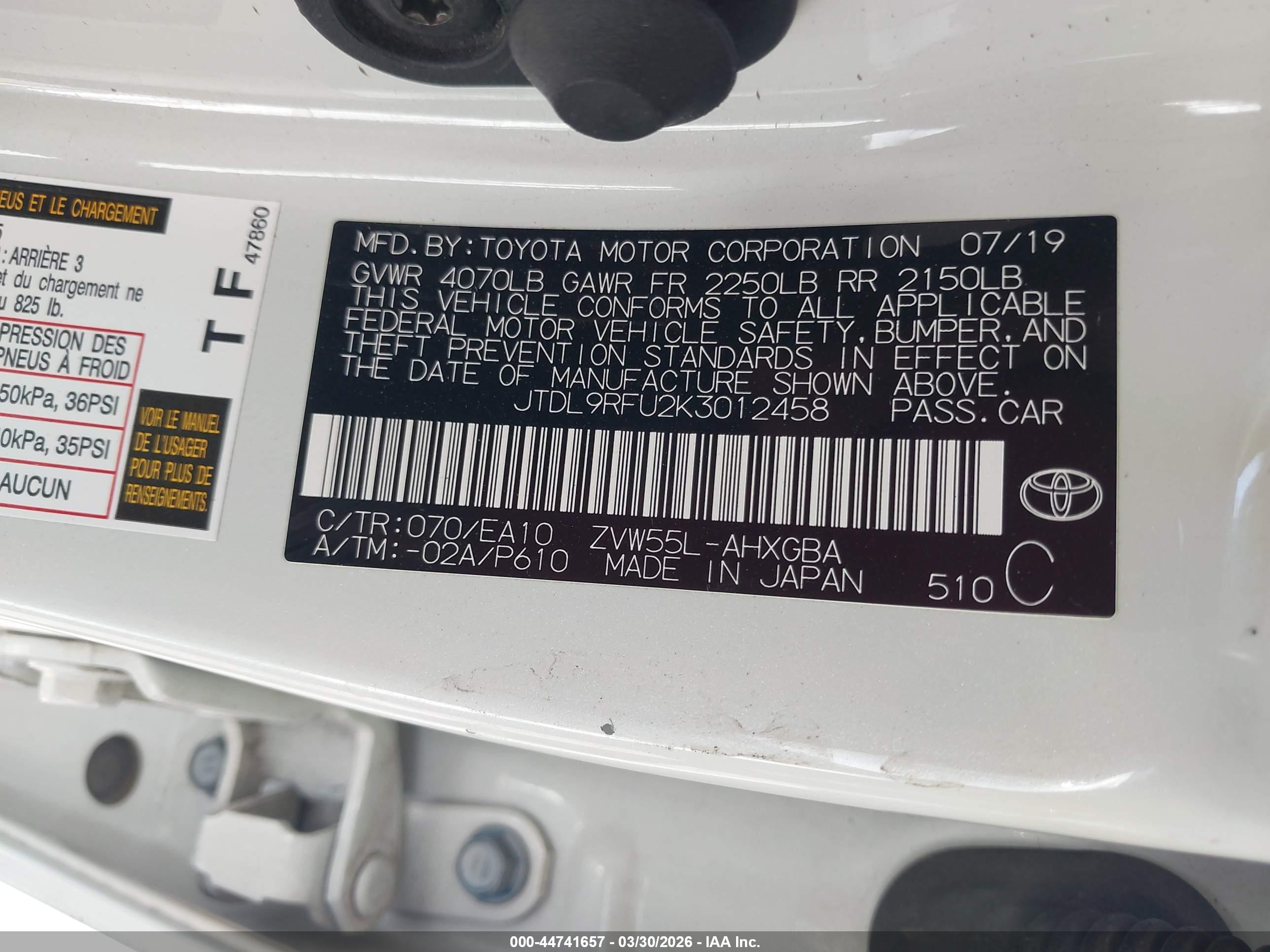 TOYOTA PRIUS image 9
