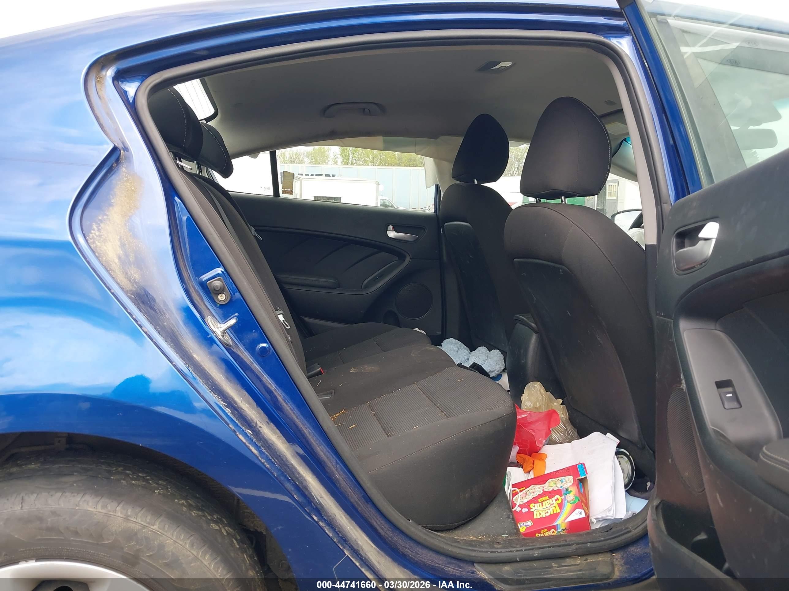 KIA FORTE image 8