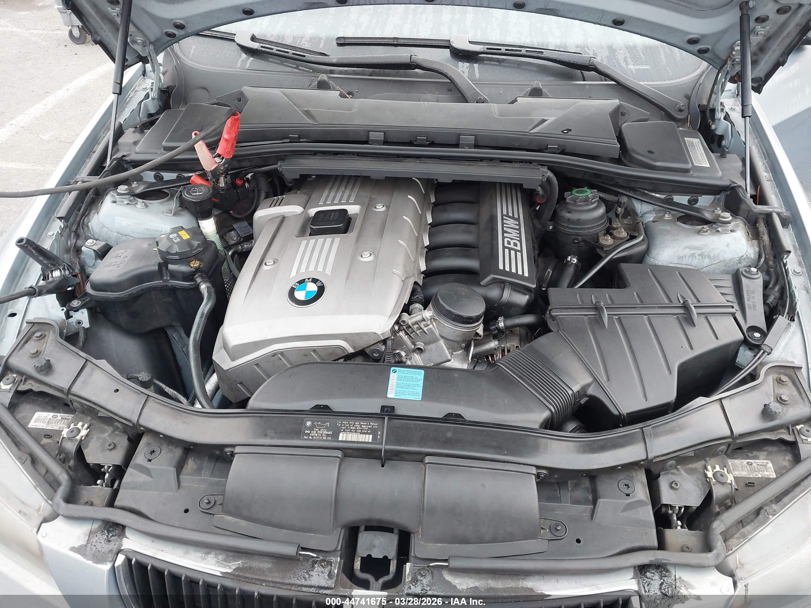 BMW 325I image 10