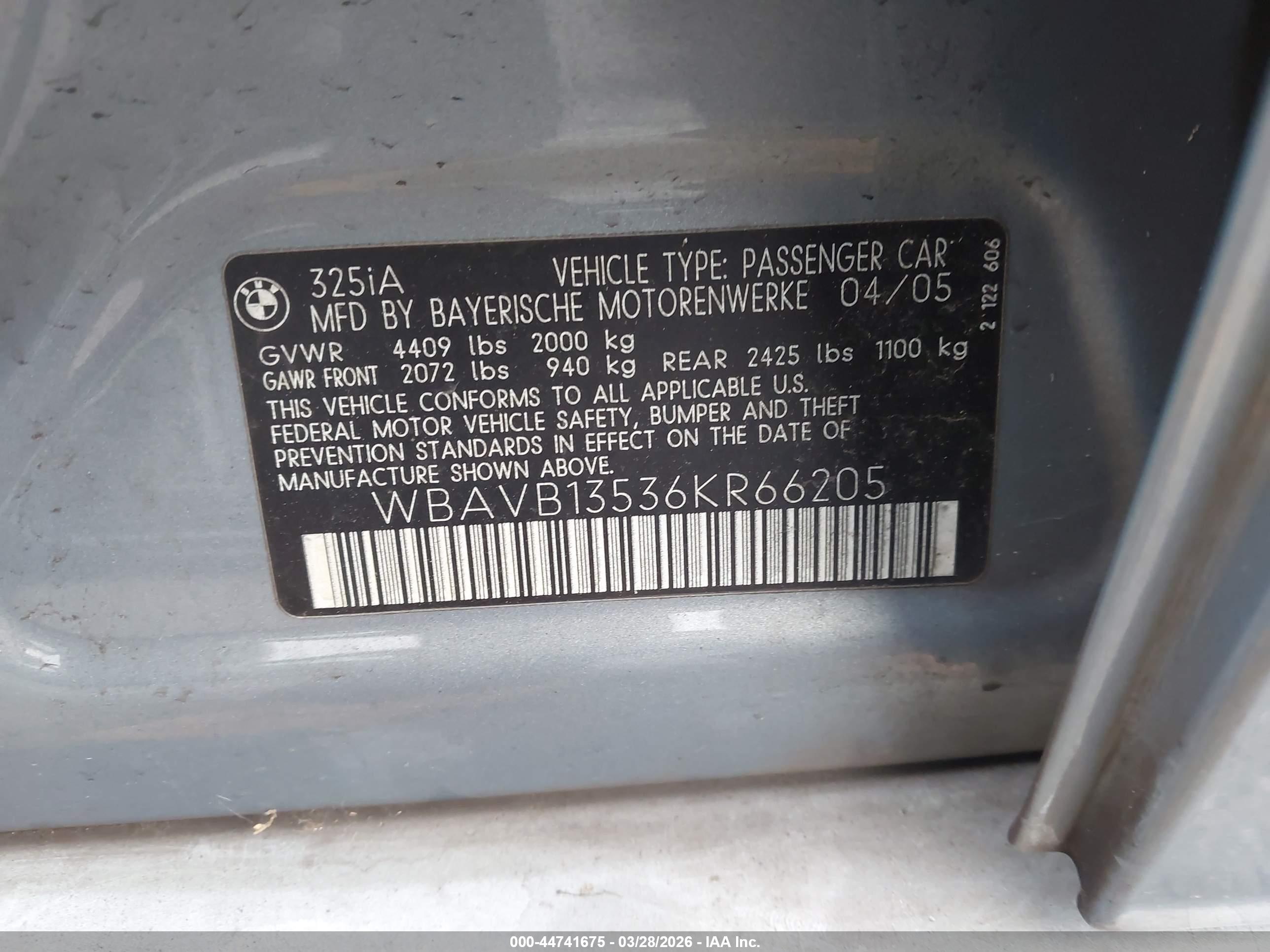 BMW 325I image 9