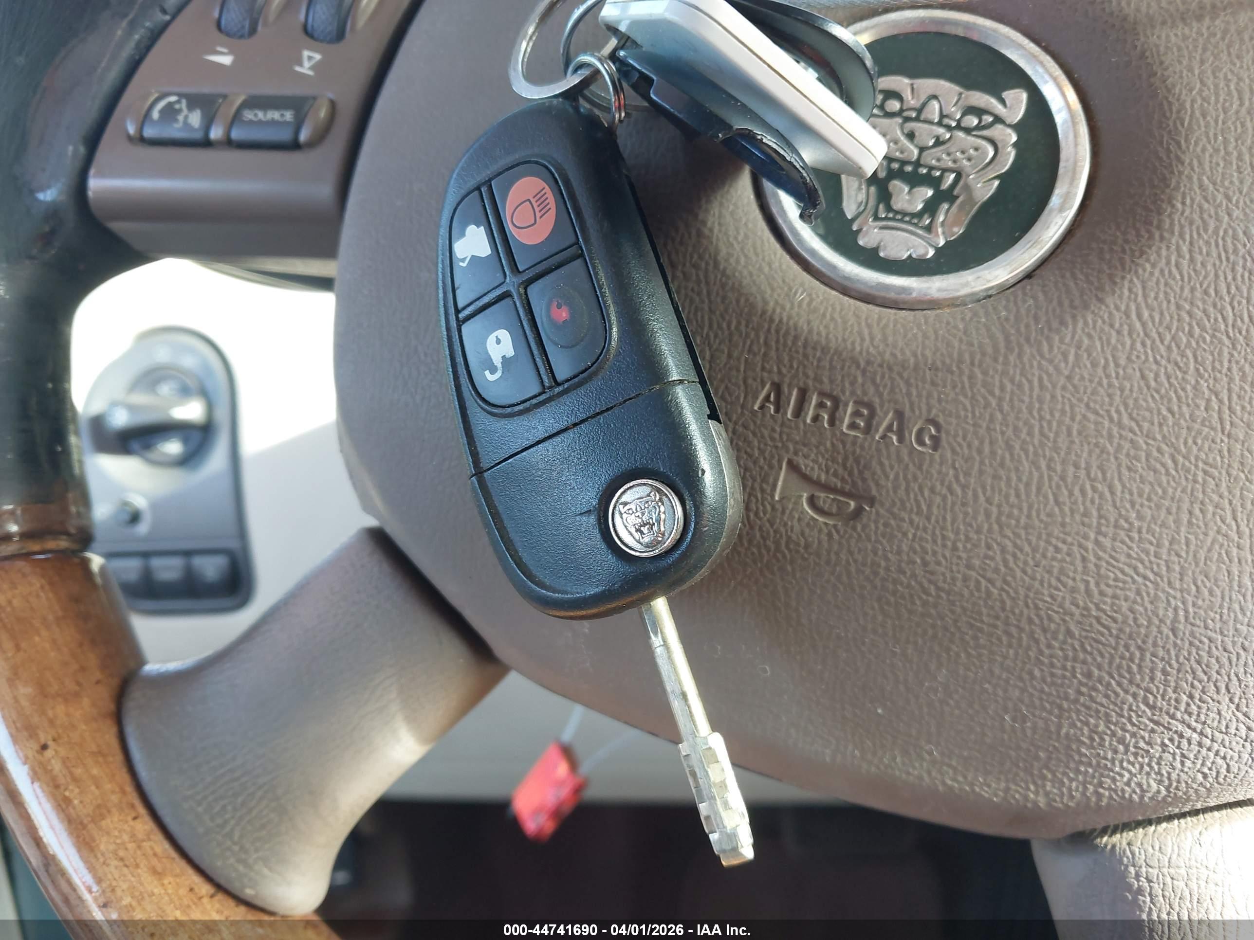 JAGUAR X-TYPE image 11