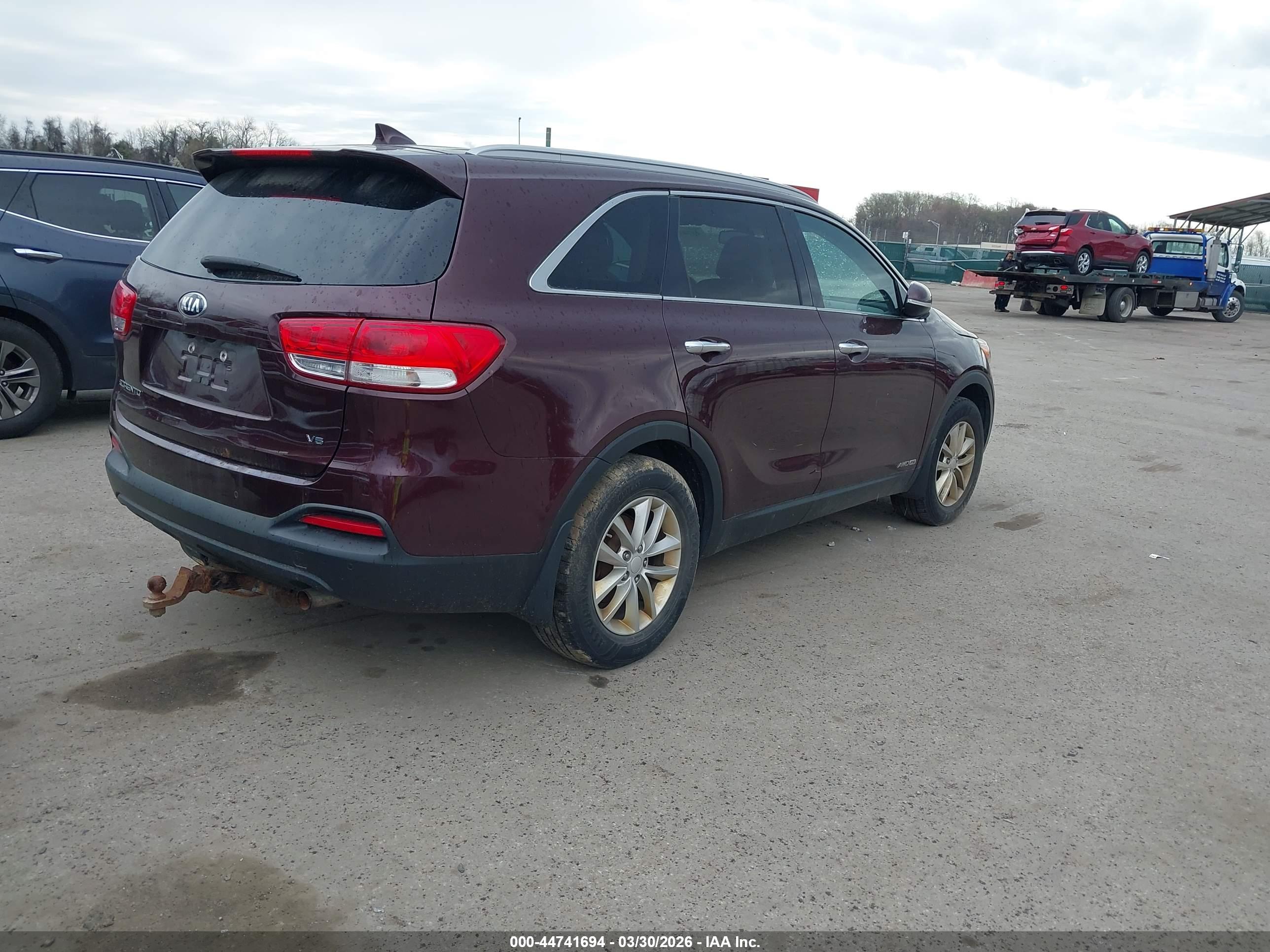 KIA SORENTO image 4