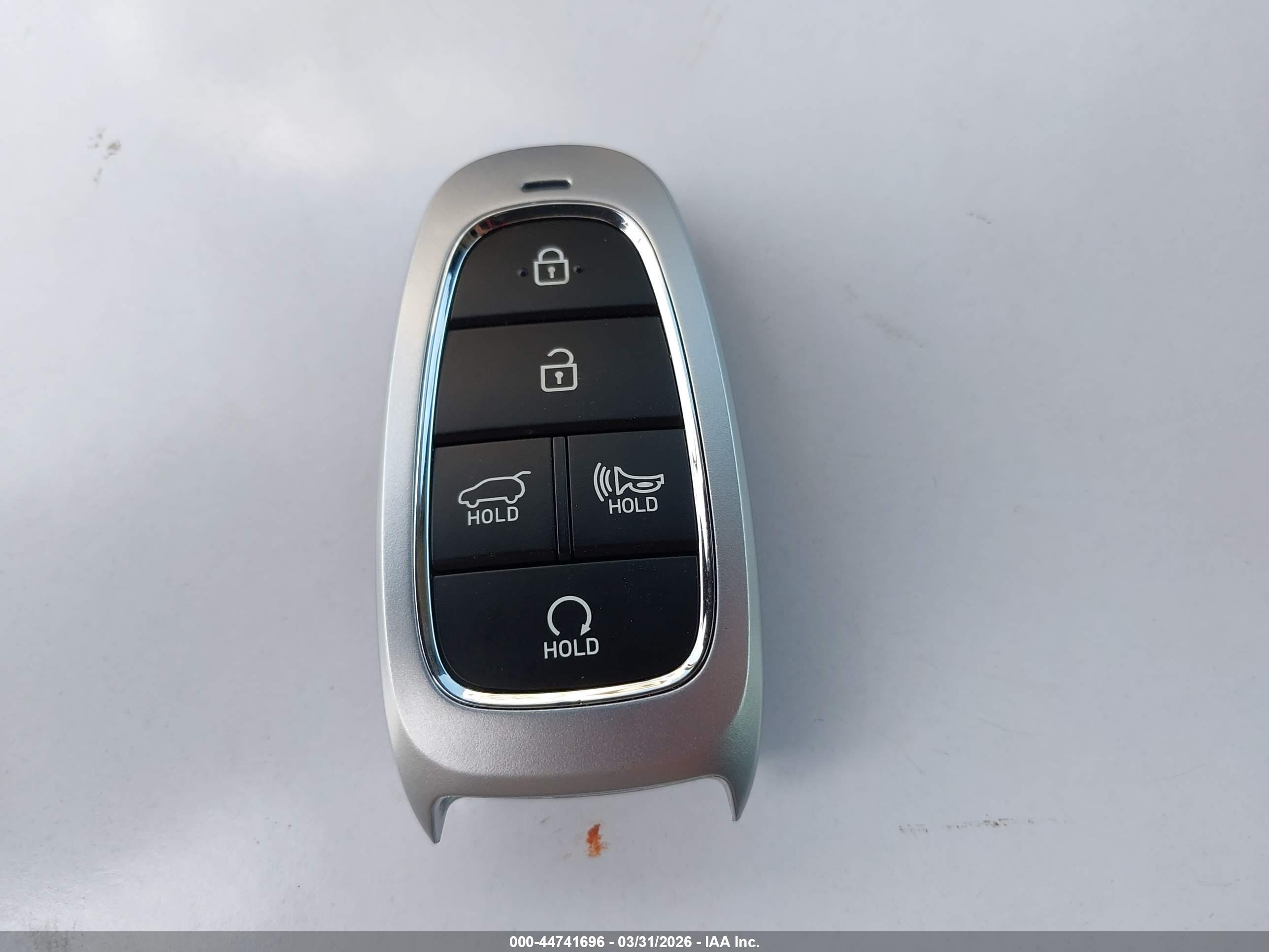 HYUNDAI TUCSON image 11