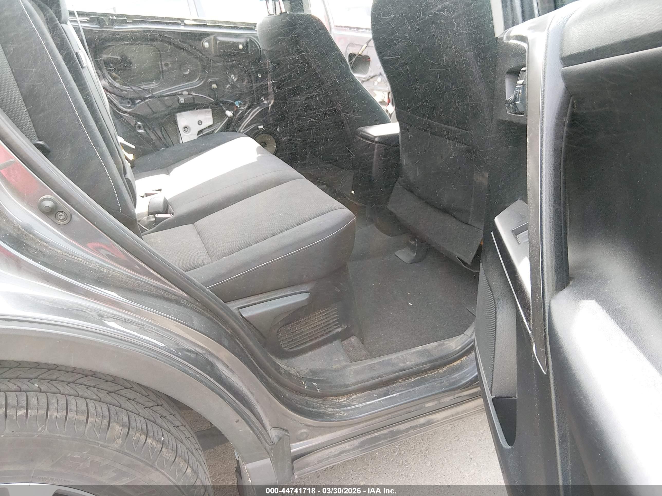 TOYOTA RAV4 image 8