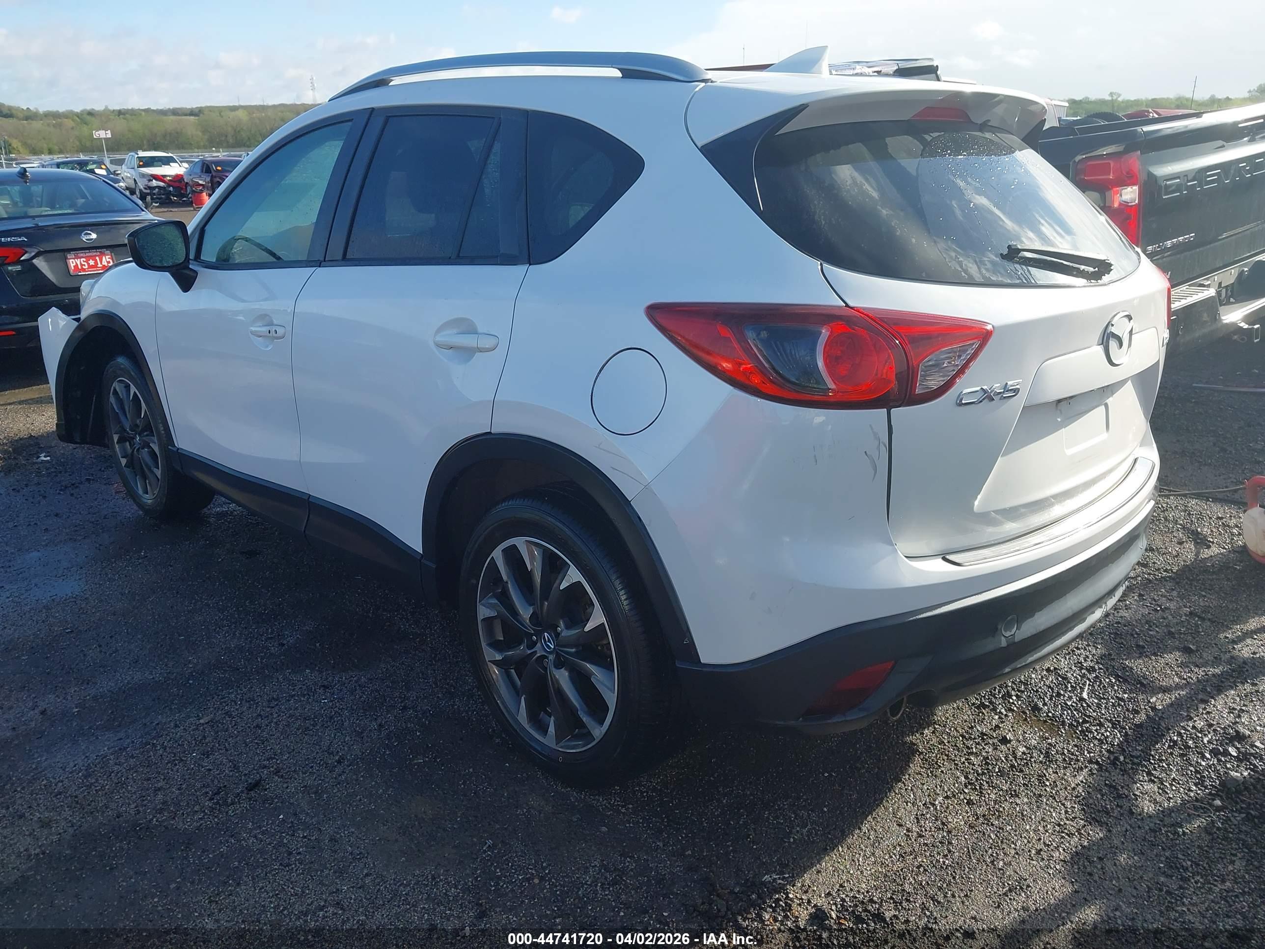 MAZDA CX-5 image 3