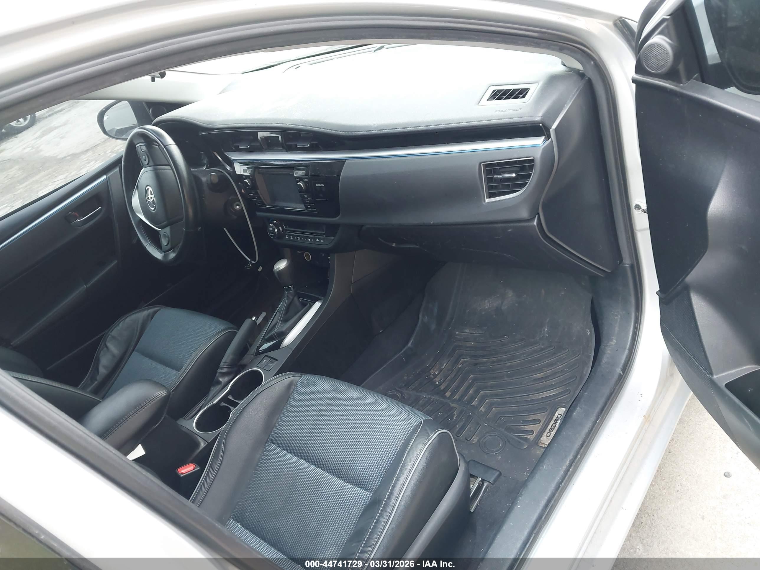 TOYOTA COROLLA image 5