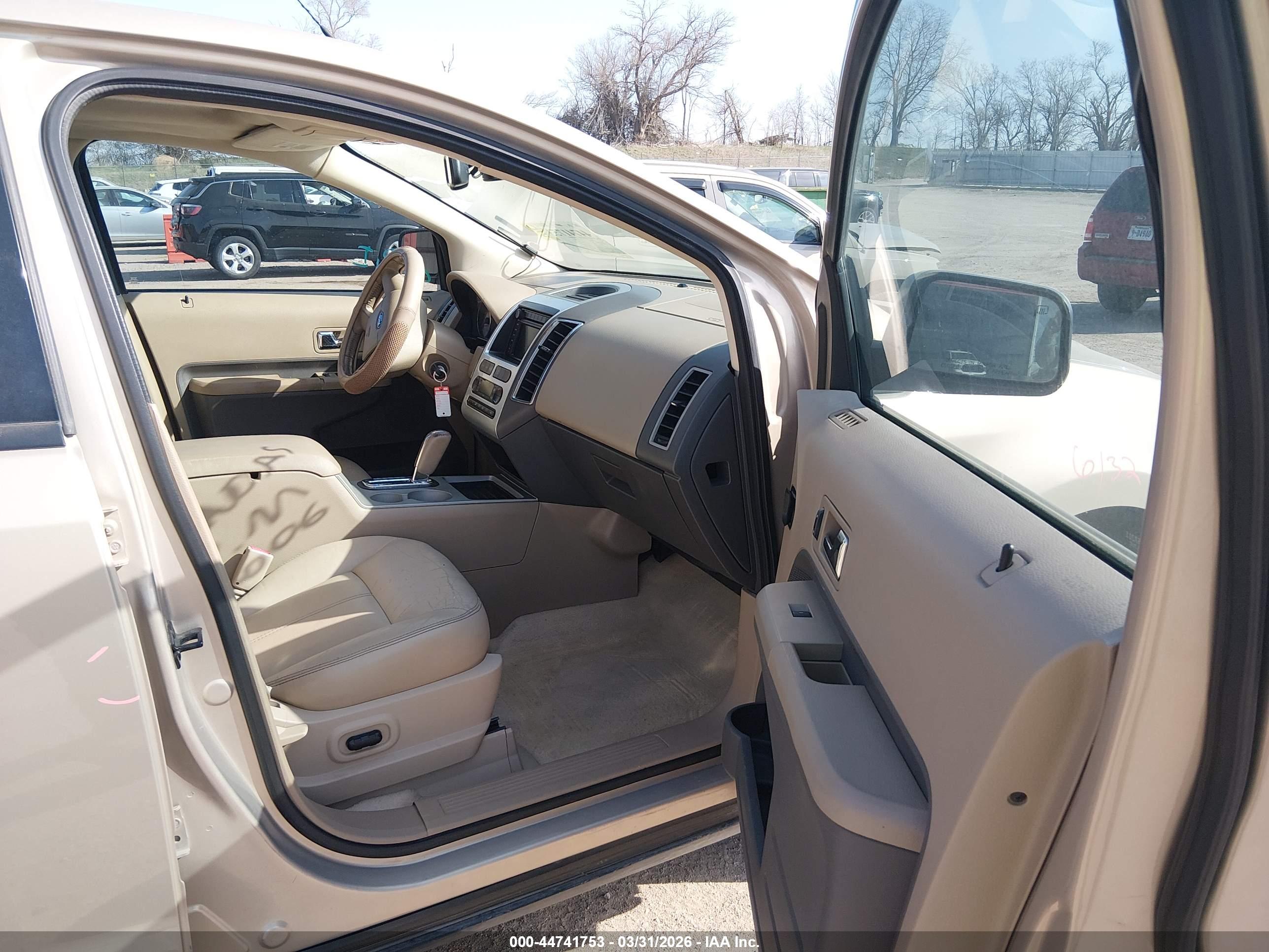 FORD EDGE image 5