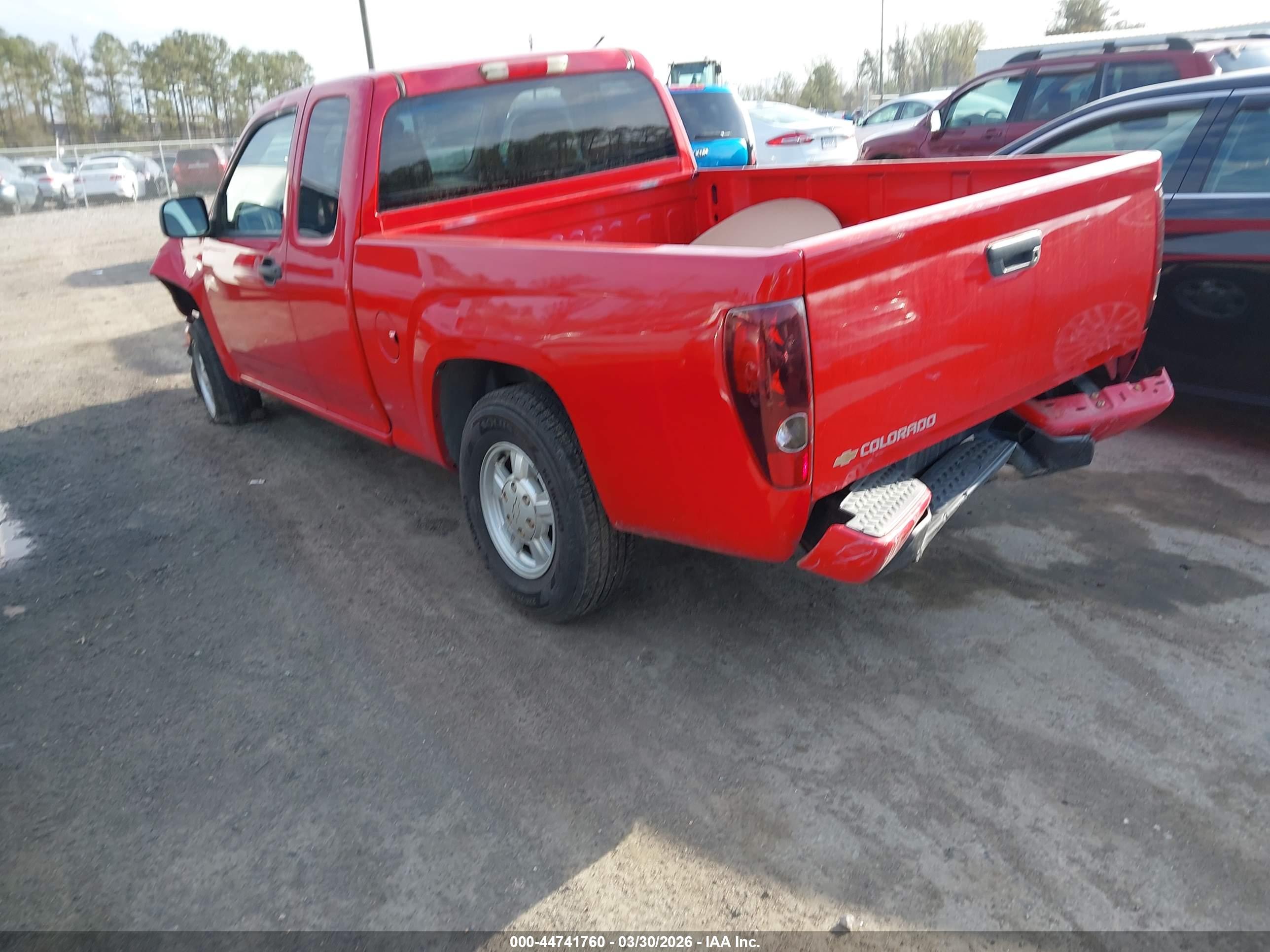 CHEVROLET COLORADO image 3