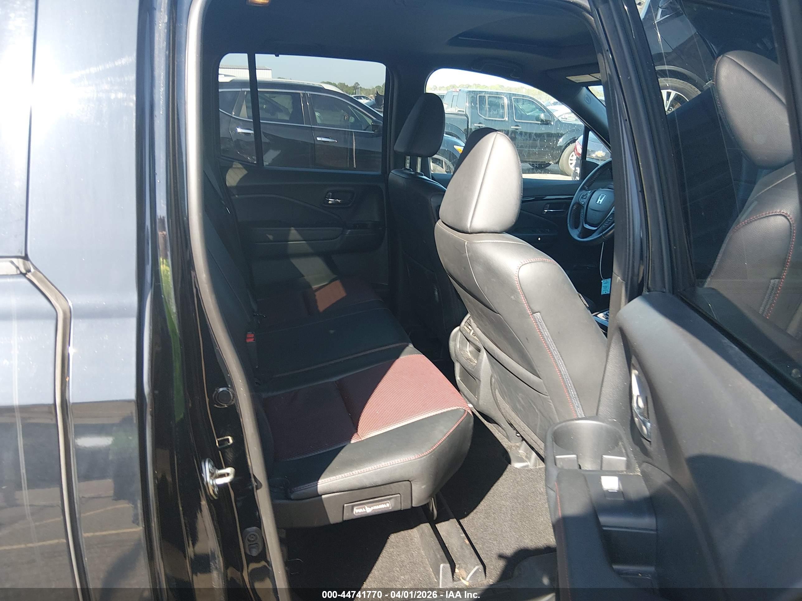 HONDA RIDGELINE image 8