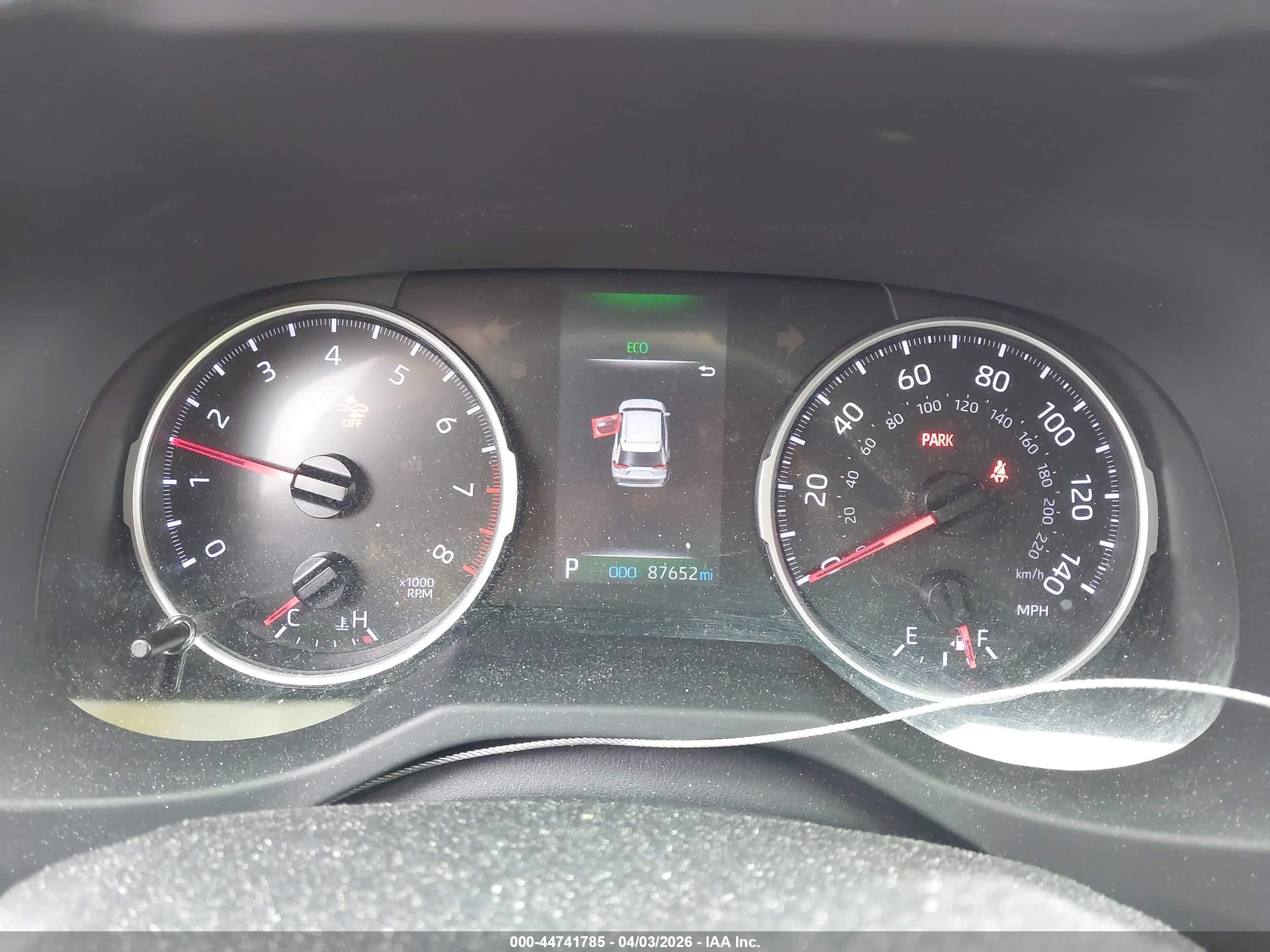 TOYOTA RAV4 image 7