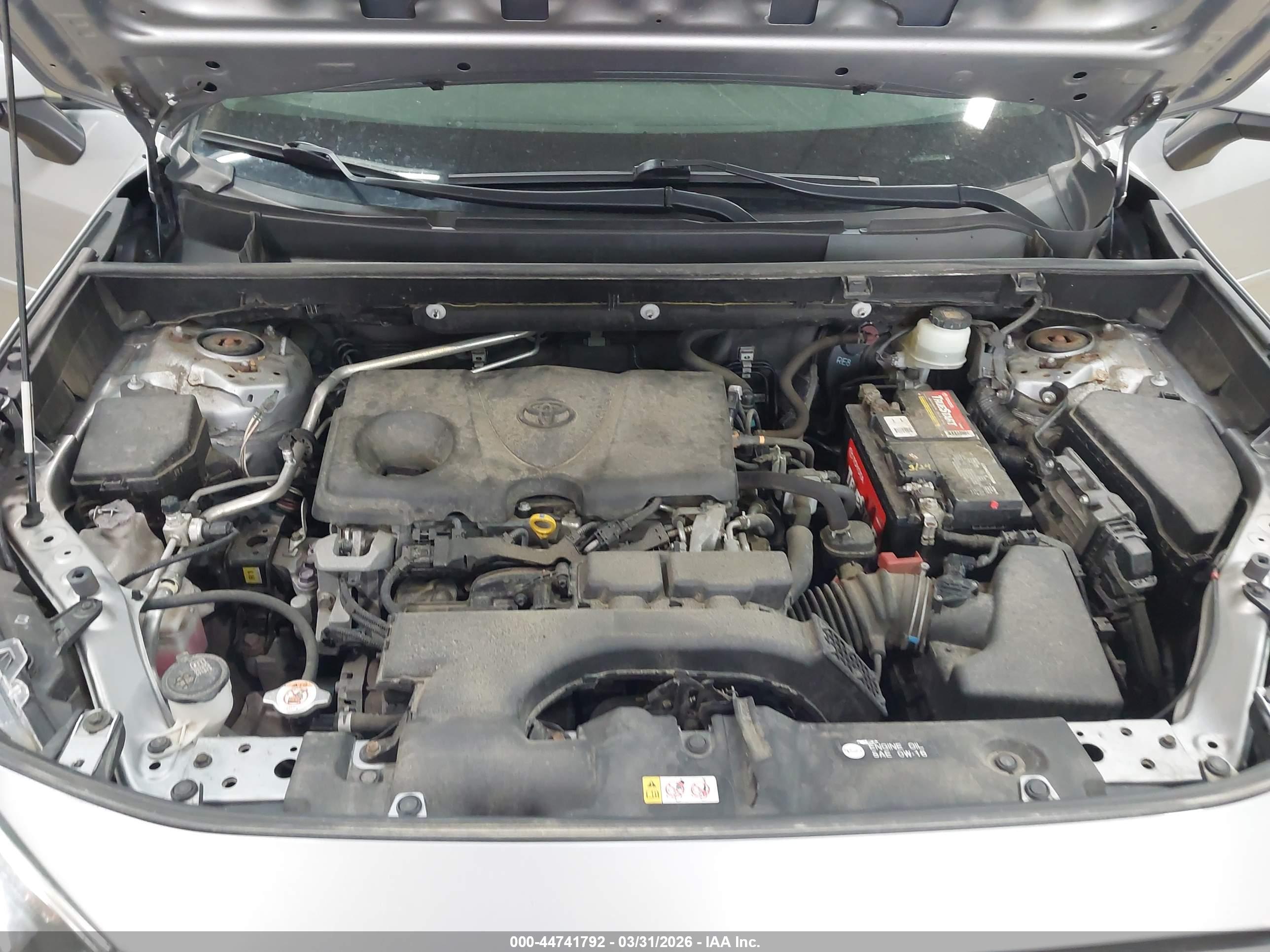 TOYOTA RAV4 image 10