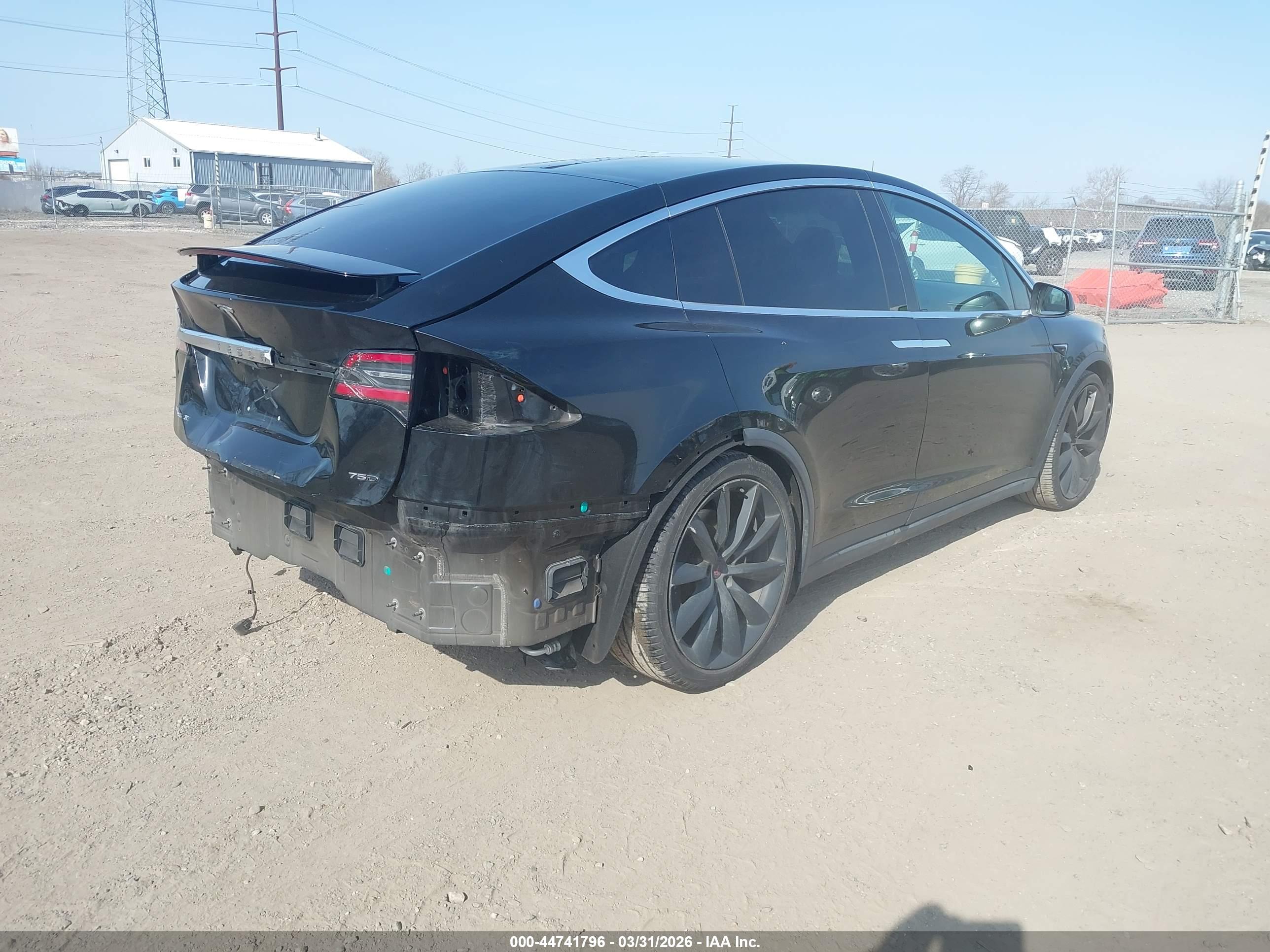 TESLA MODEL image 4
