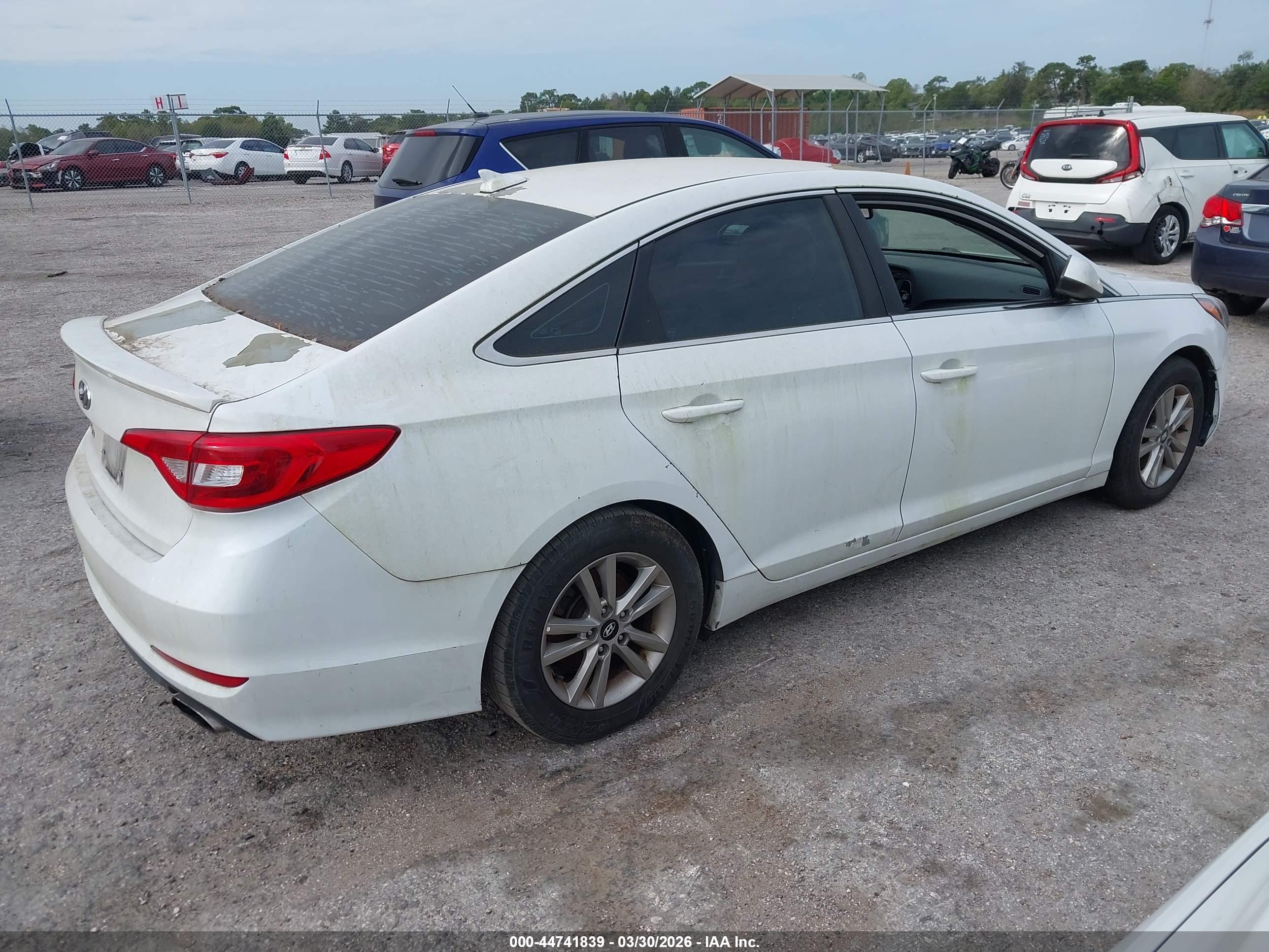HYUNDAI SONATA image 4