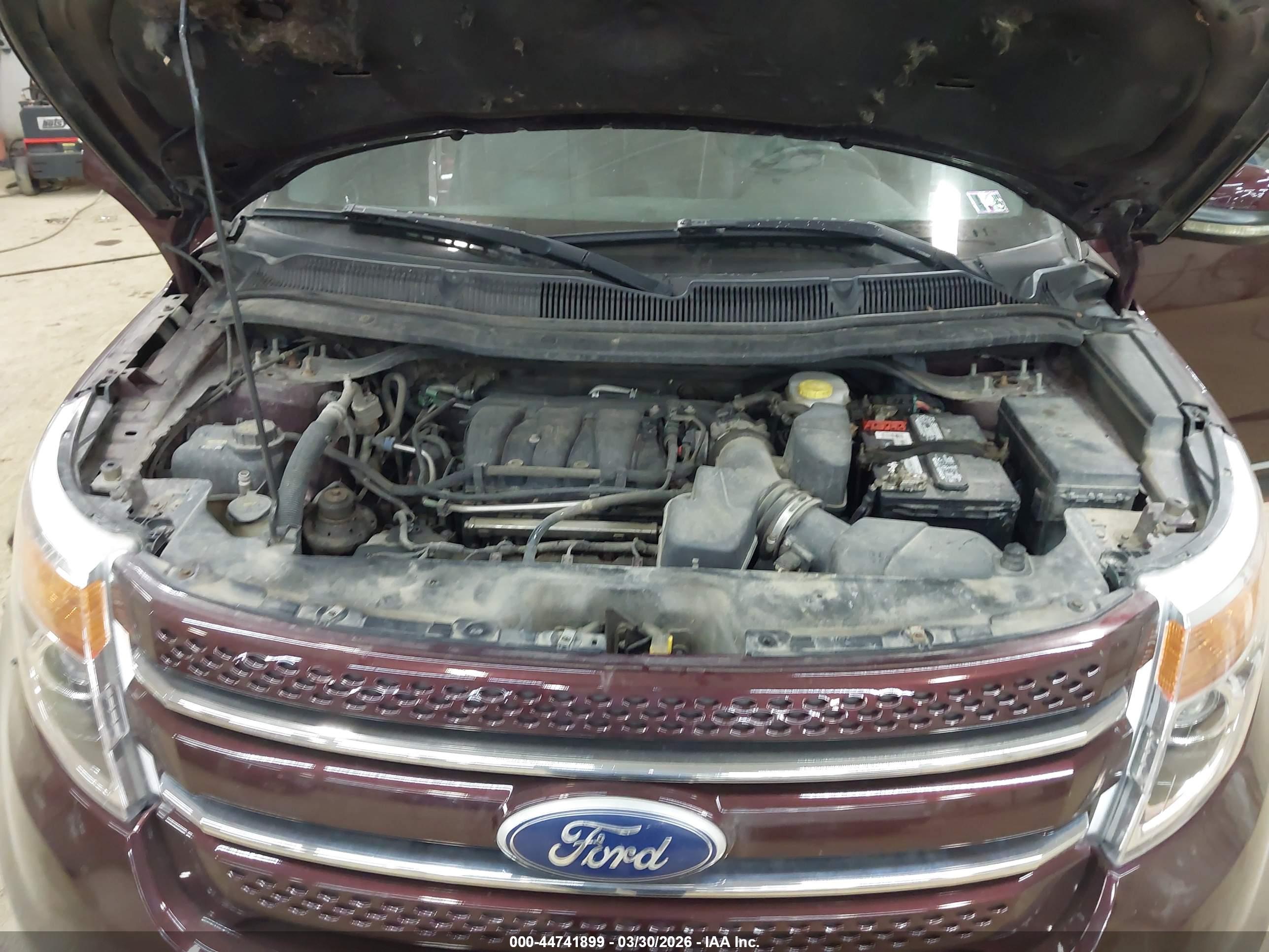 FORD EXPLORER image 10