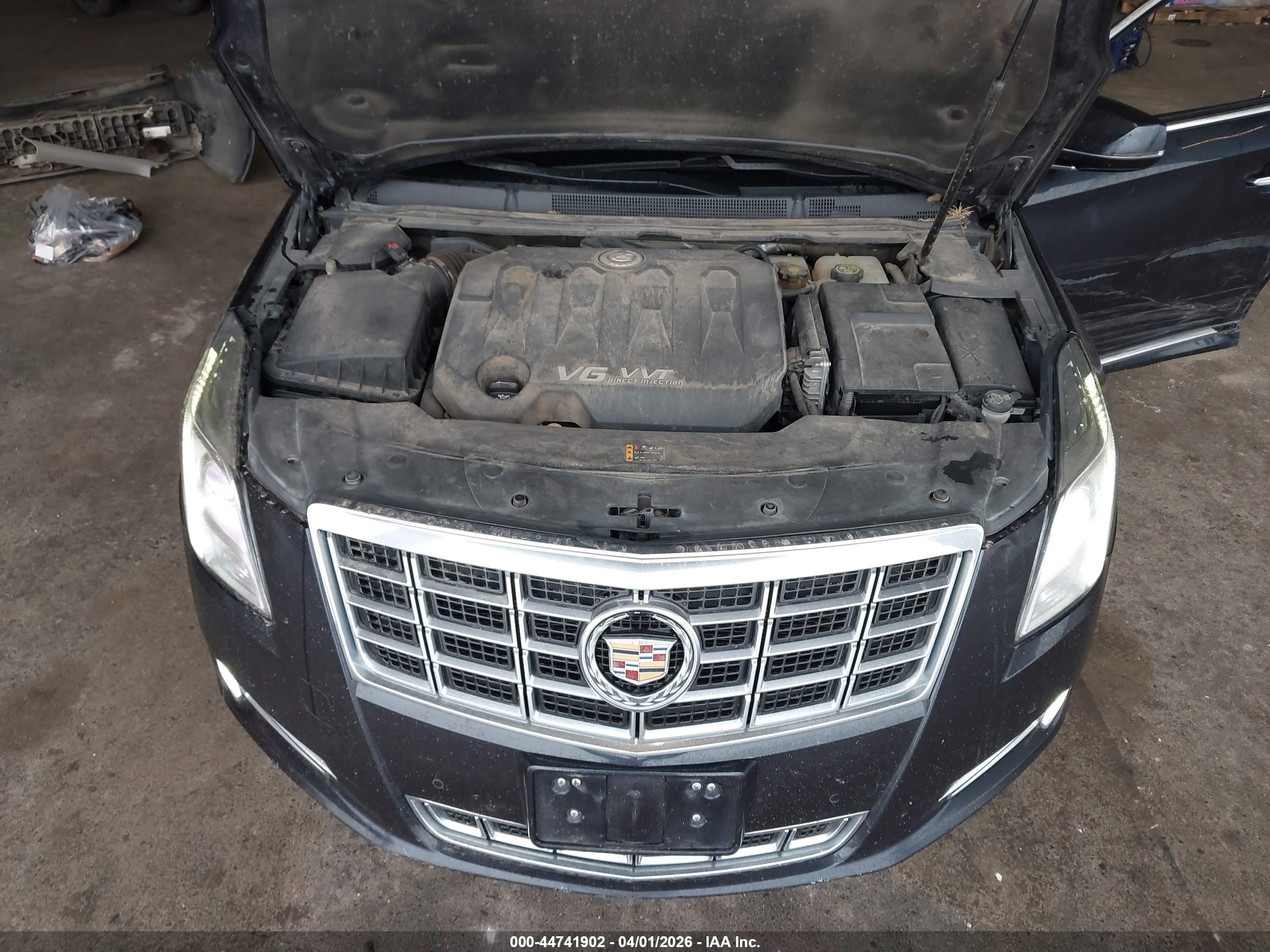 CADILLAC XTS image 10