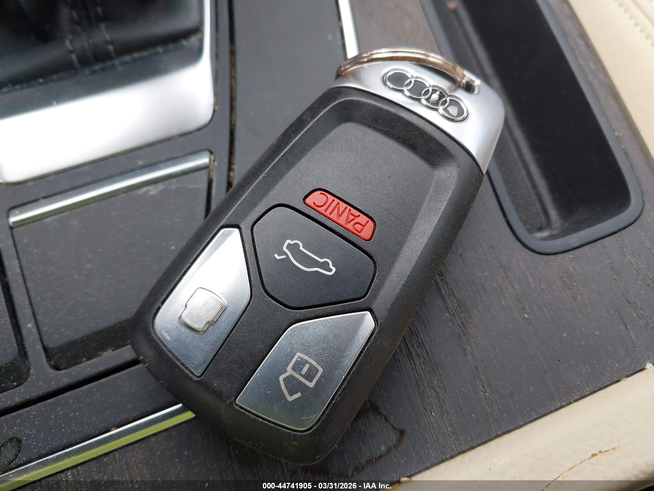 AUDI Q5 image 11