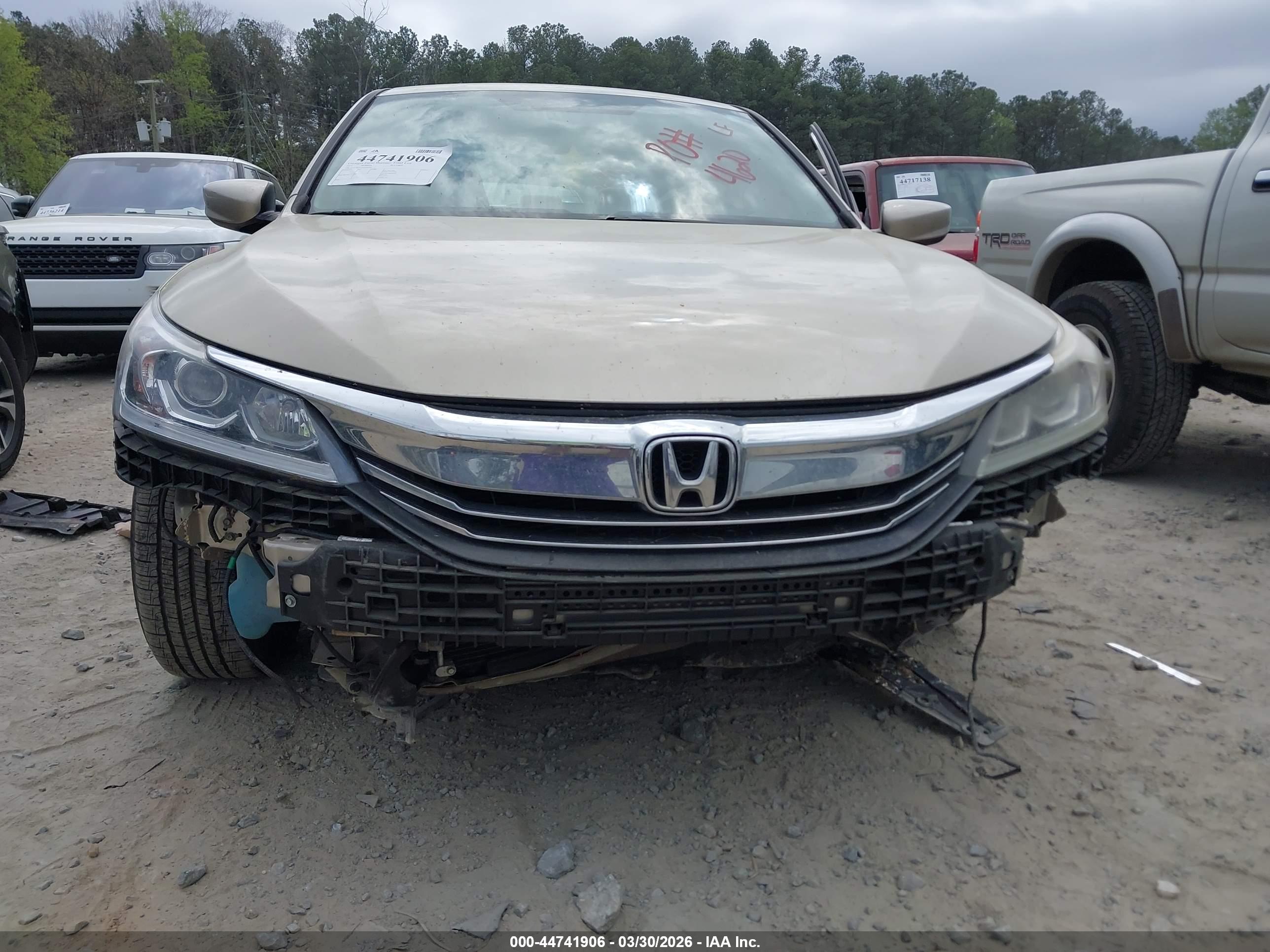 HONDA ACCORD image 6