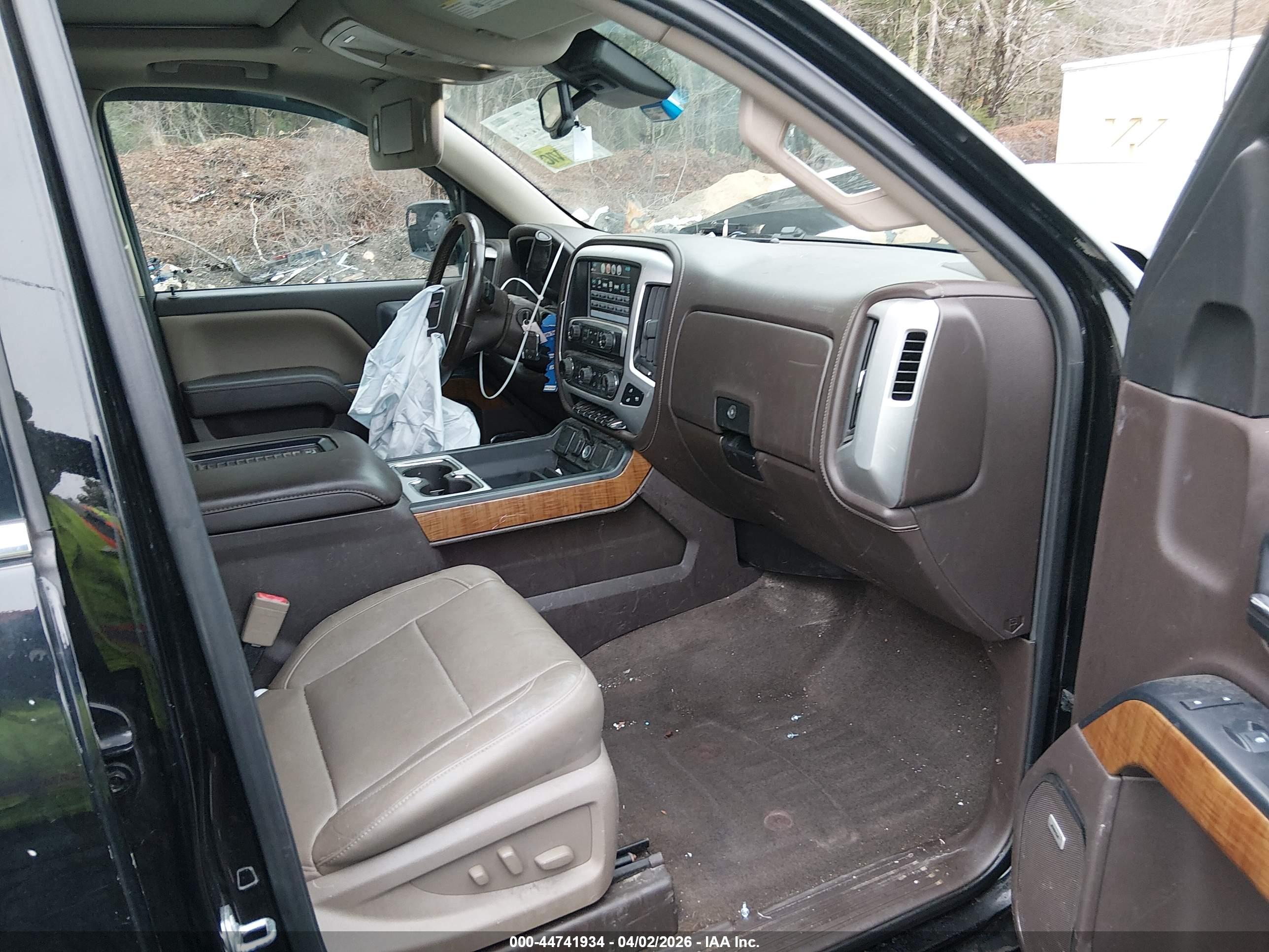 GMC SIERRA image 5