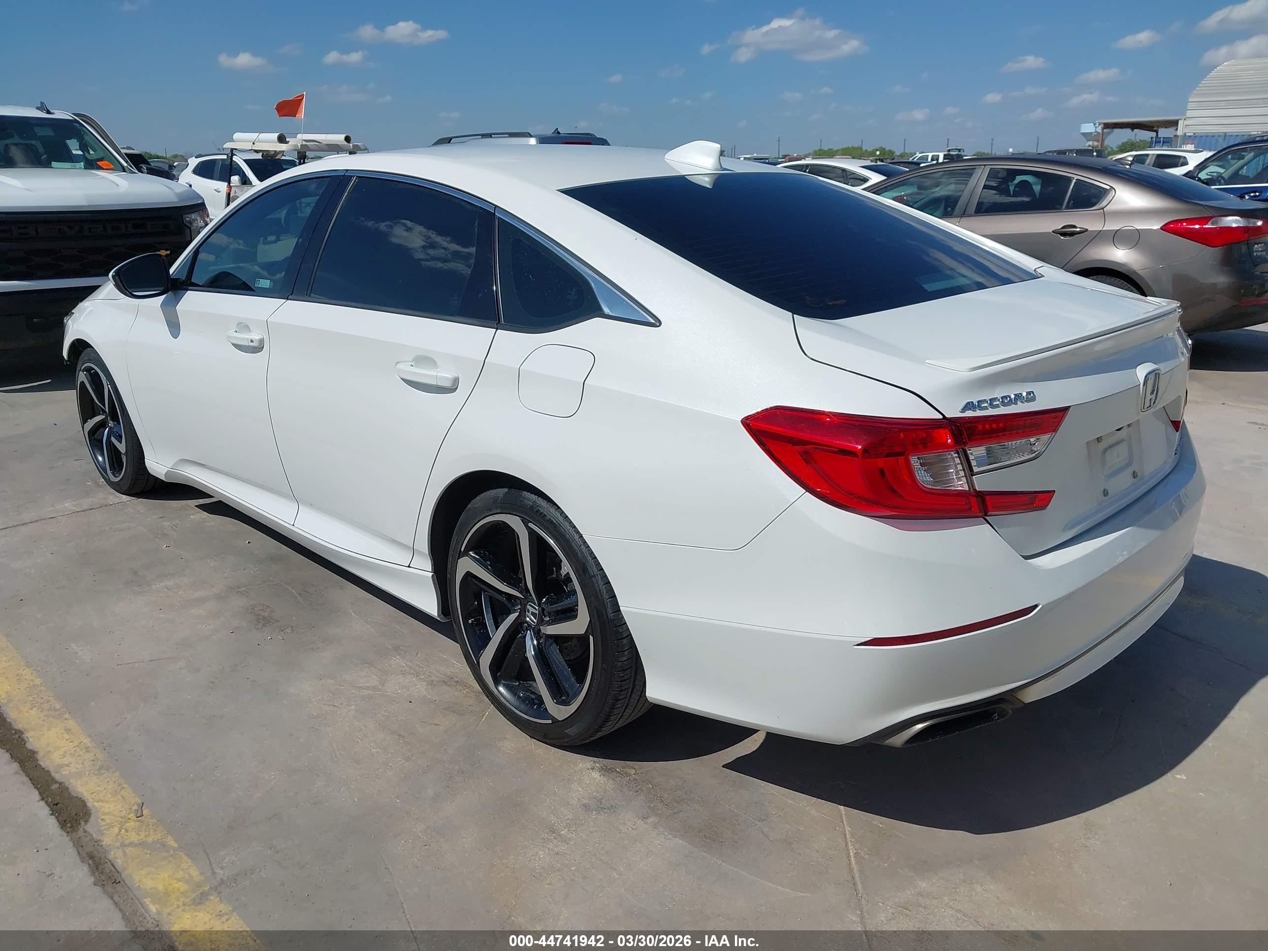HONDA ACCORD image 3