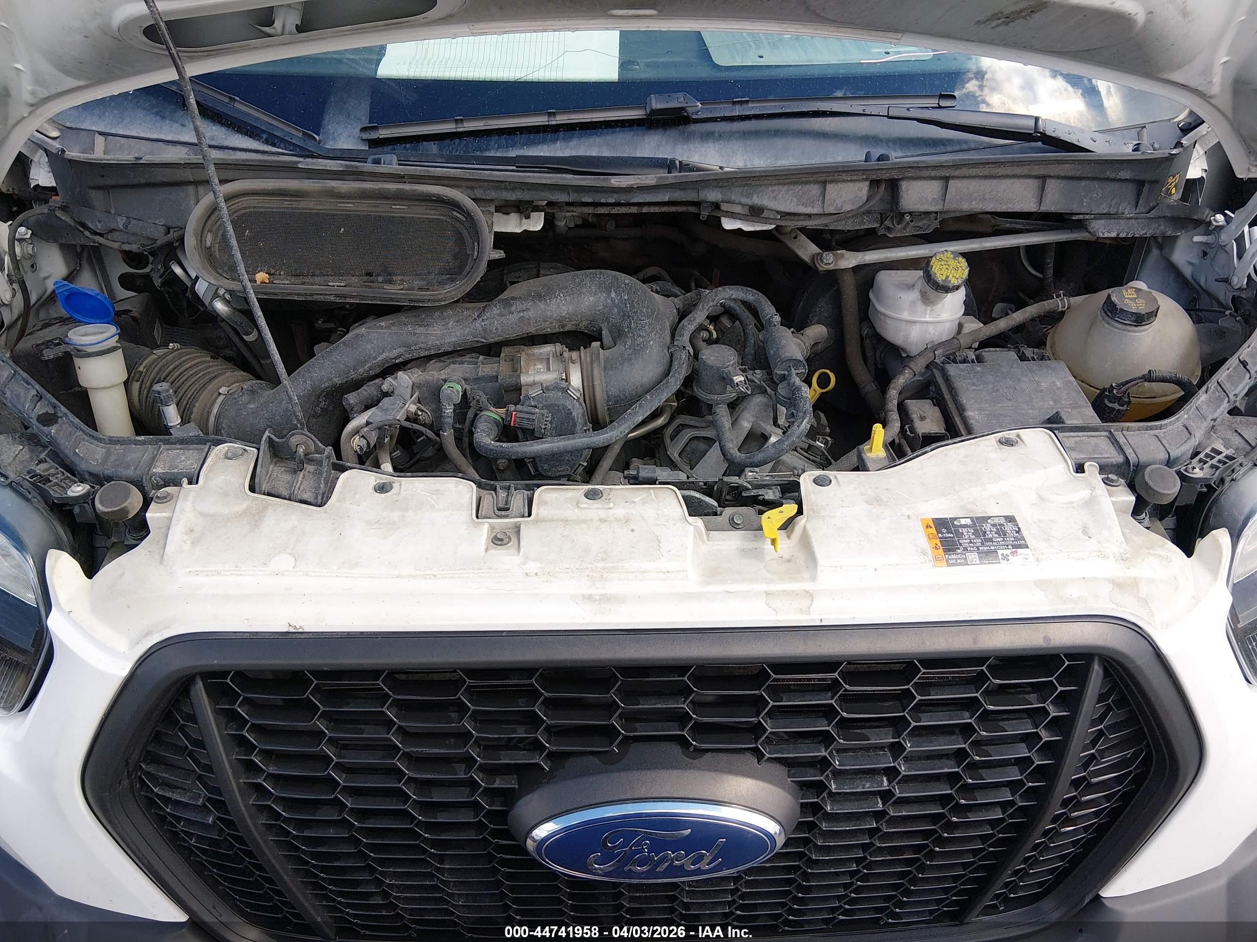 FORD TRANSIT-350 image 10