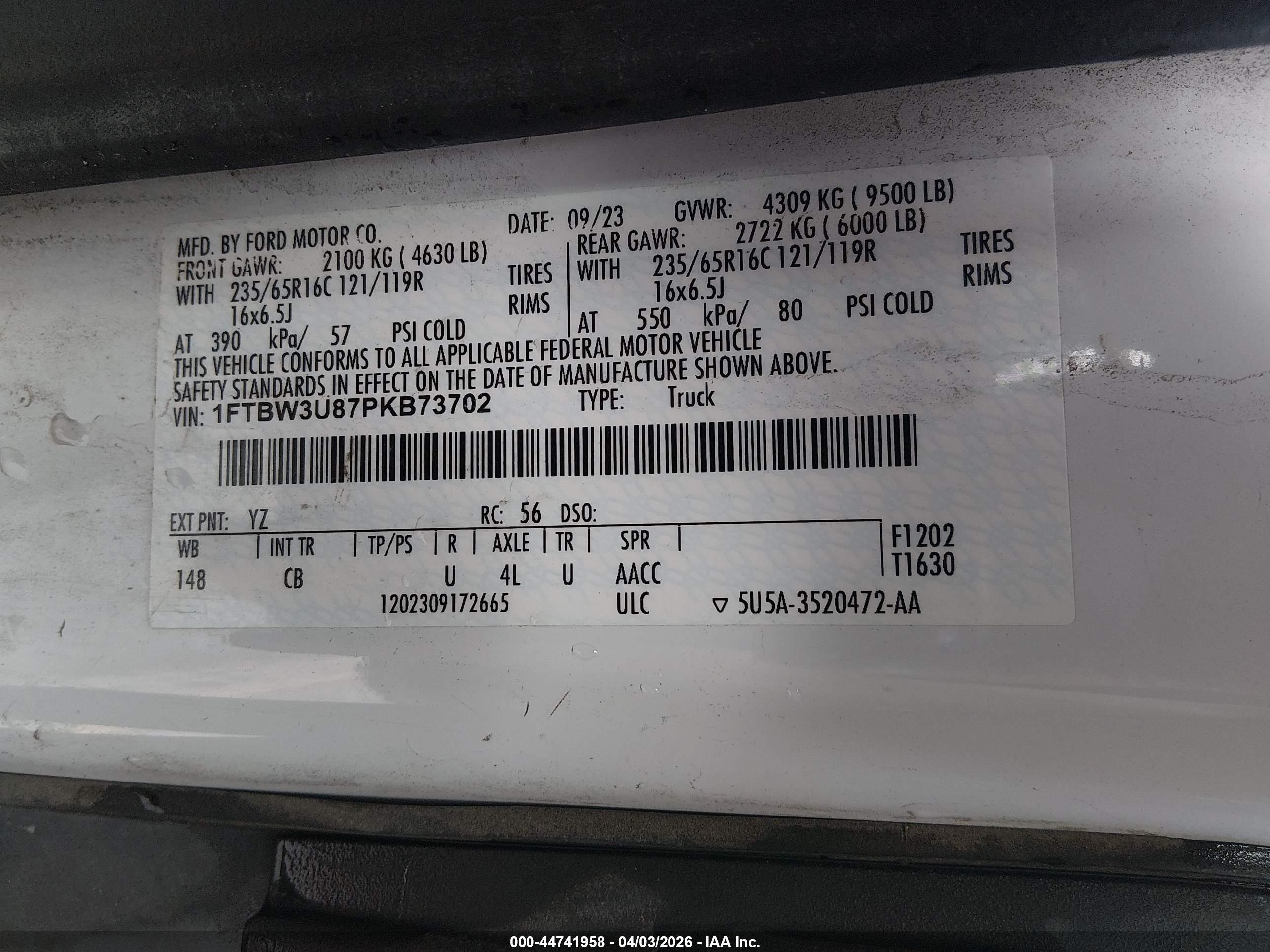 FORD TRANSIT-350 image 9