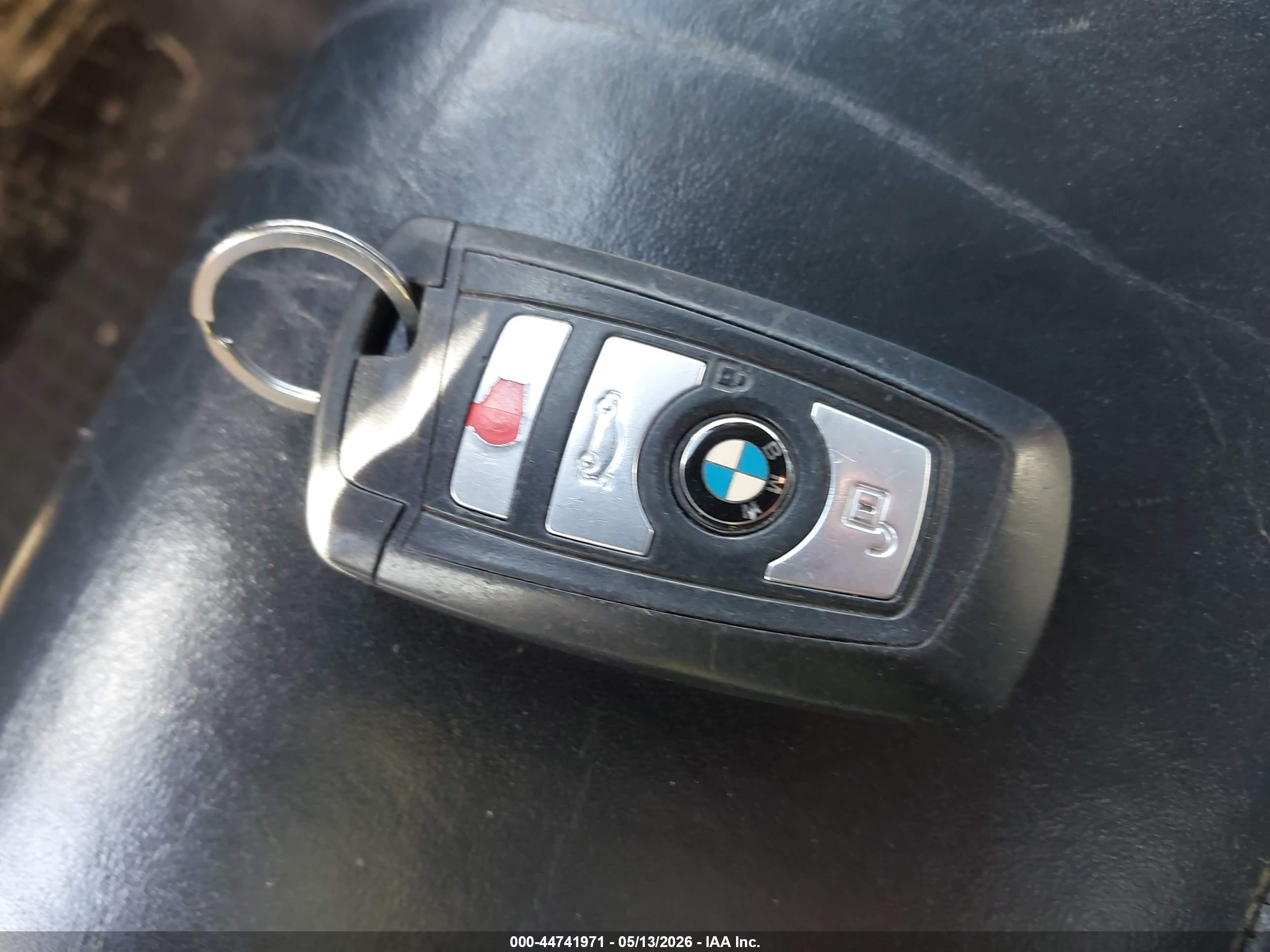 BMW 528I image 11